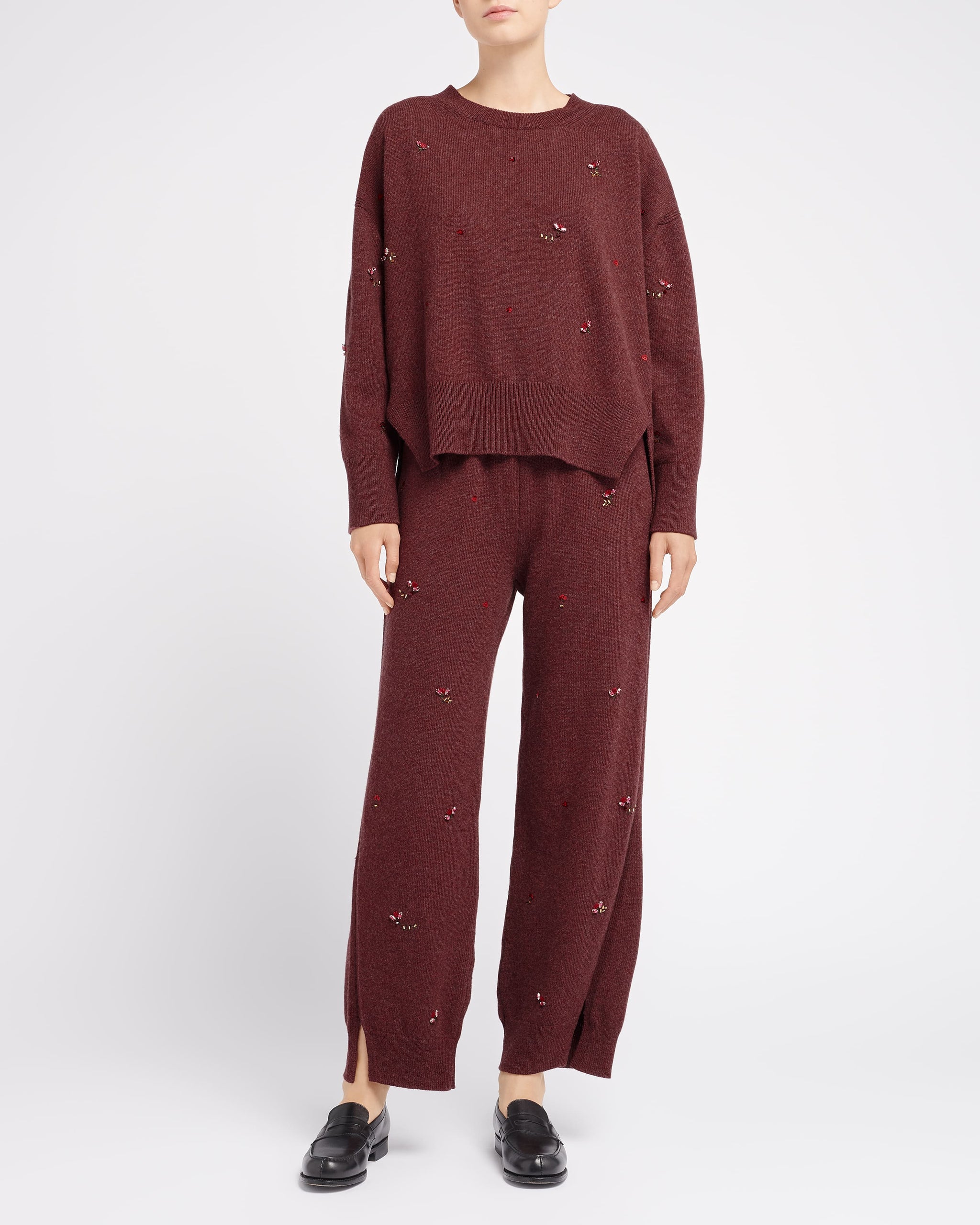 Iconic oversized jumper in cashmere with floral embroidery | Barrie - Barrie