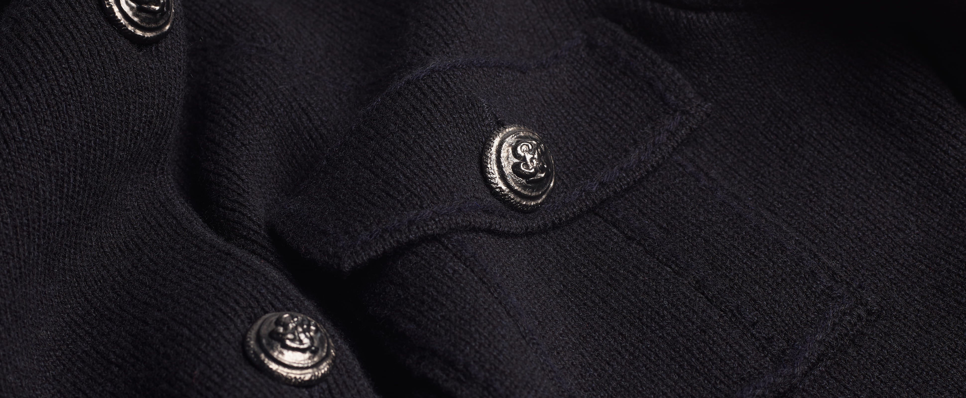 캐시미어 & 코튼 소재의 밀리터리 재킷