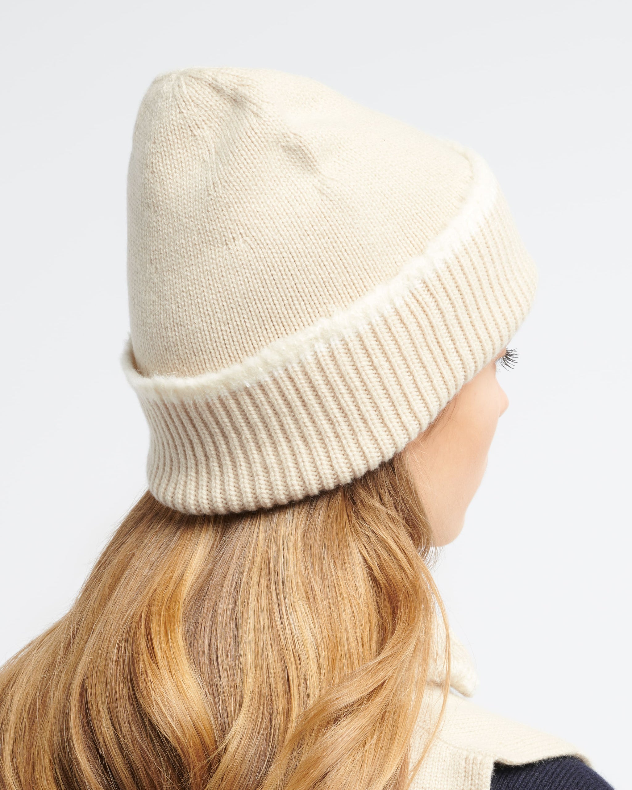 Shearling-effect cashmere beanie | Barrie - Barrie