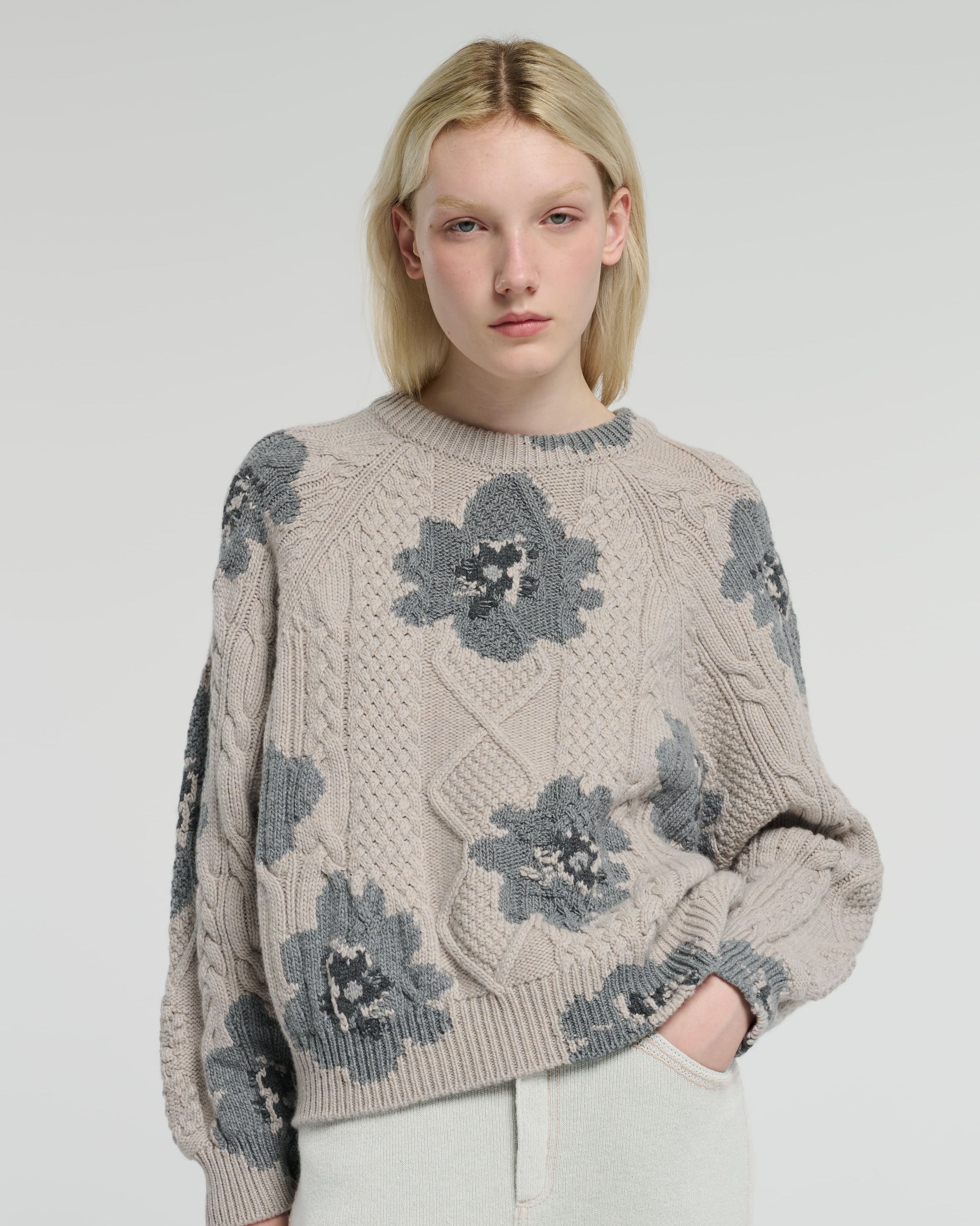 Pull col rond motif fleuri en cachemire | Barrie - Barrie
