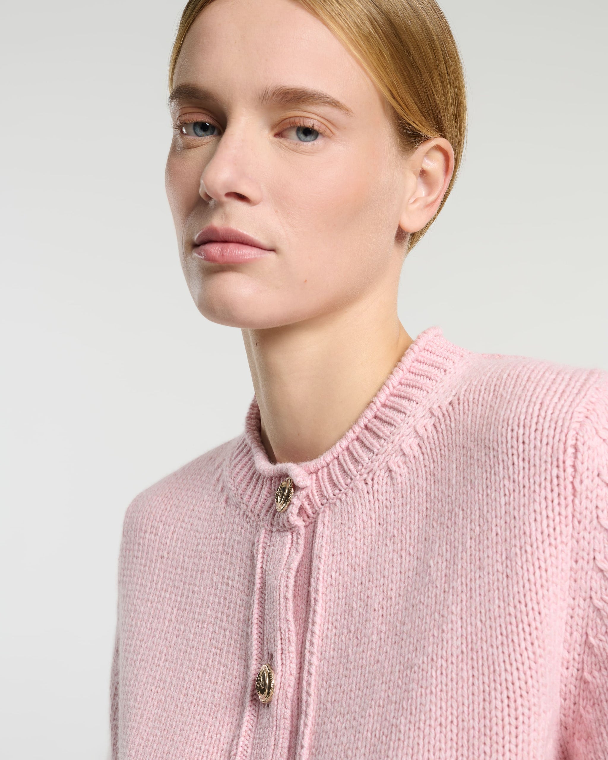 Cardigan épais en cachemire à boutons dorés | Barrie - Barrie