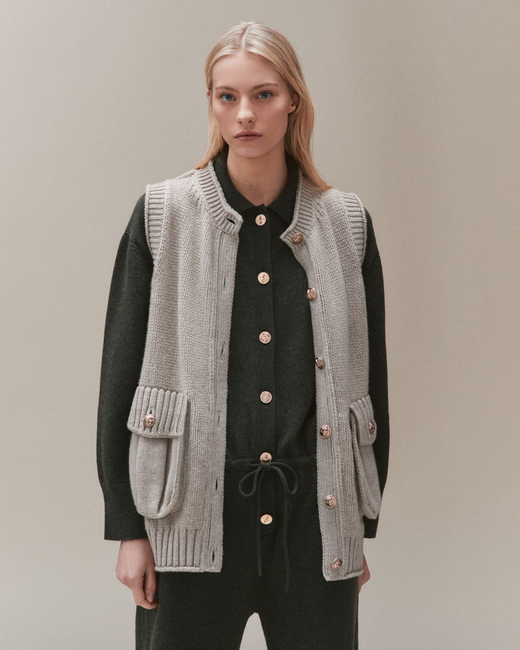 Chunky sleeveless cardigan with gold buttons | Barrie - Barrie