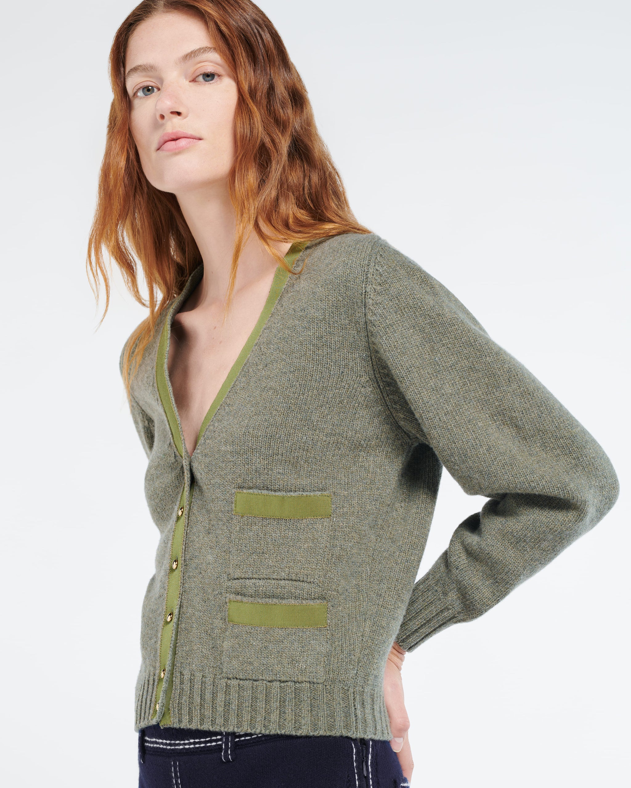 리본 디테일 울 가디건 | Barrie - Barrie