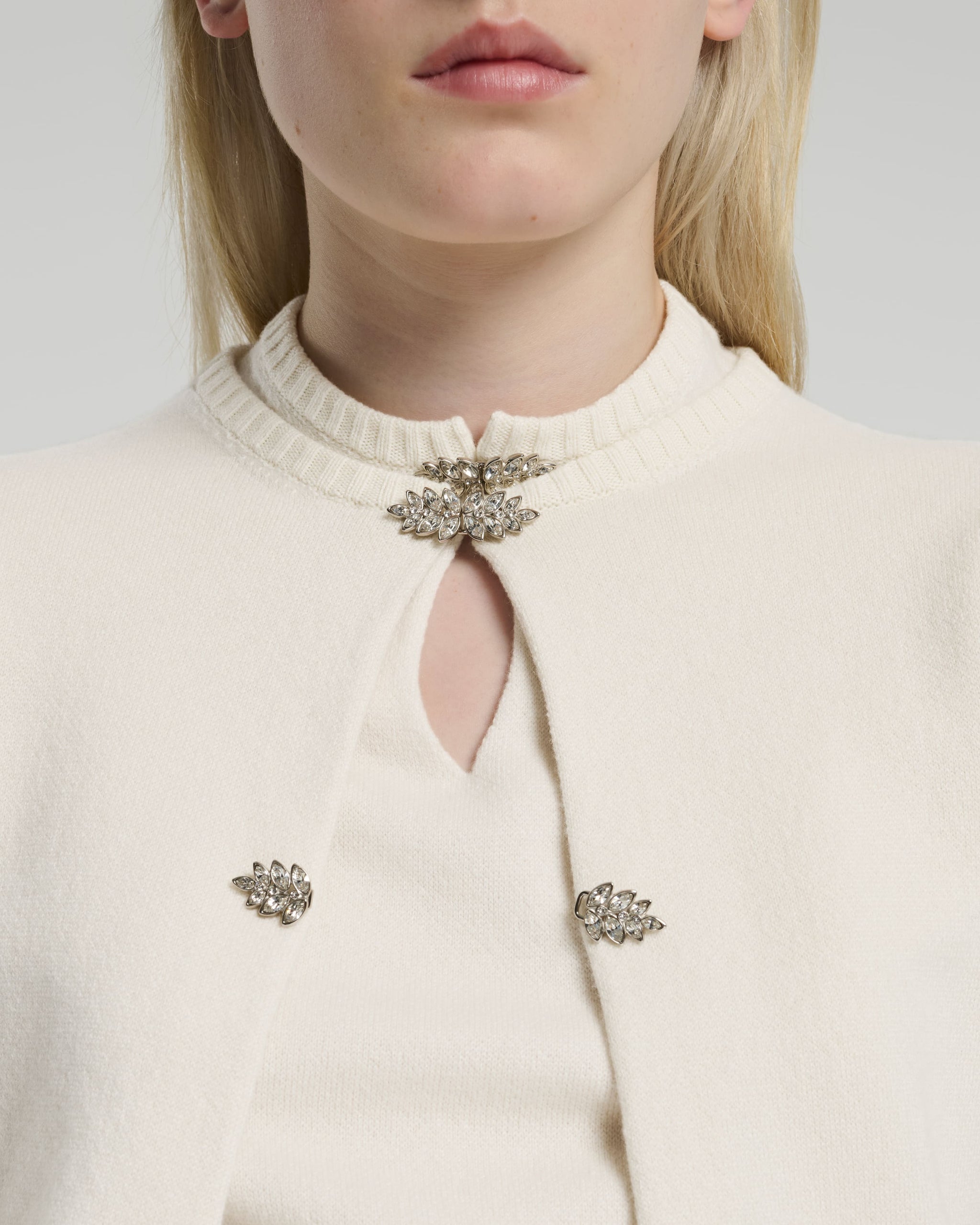 주얼리 디테일 캐시미어 카디건 | Barrie - Barrie