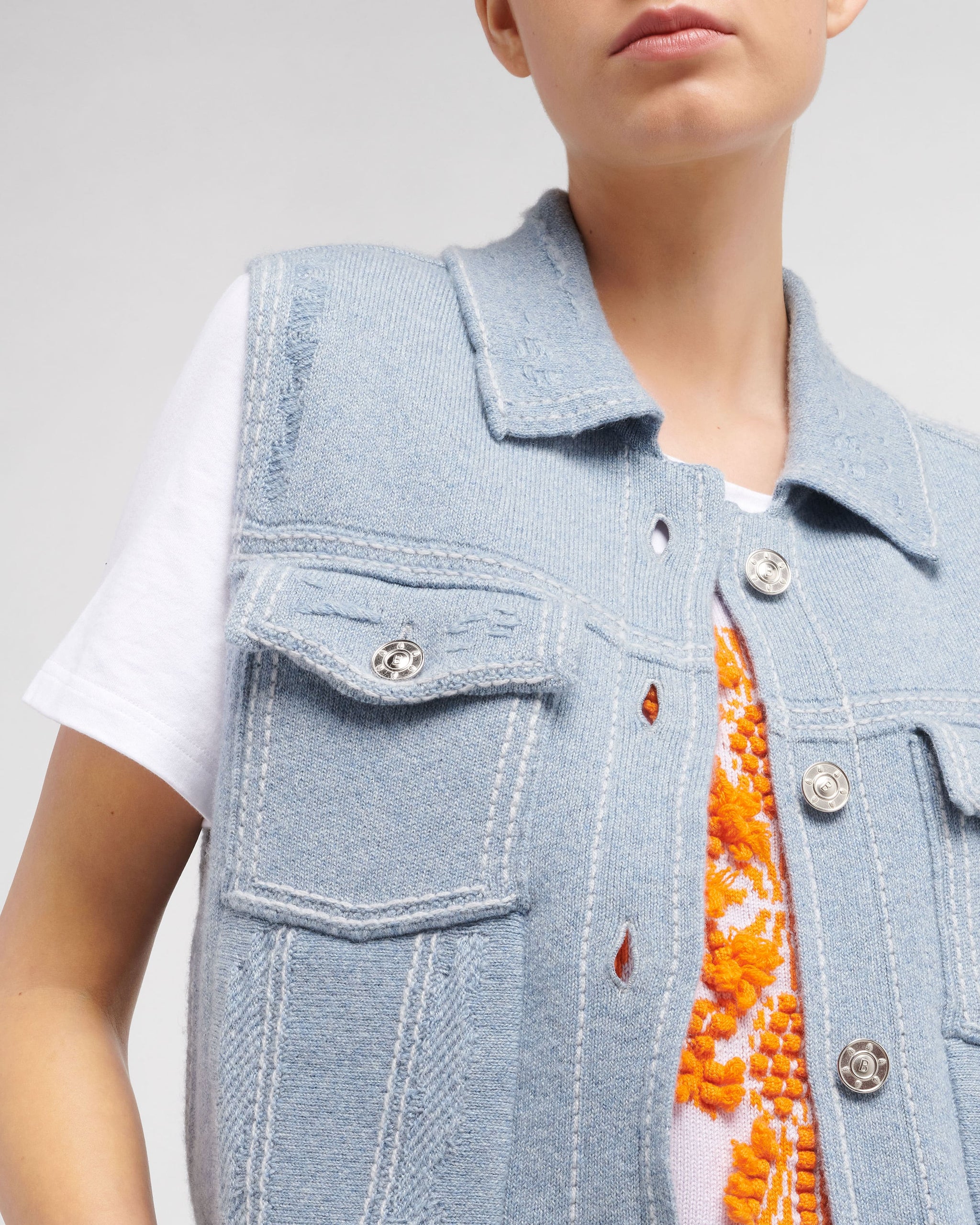 Oversized sleeveless denim jacket in cashmere and cotton | Barrie - Barrie