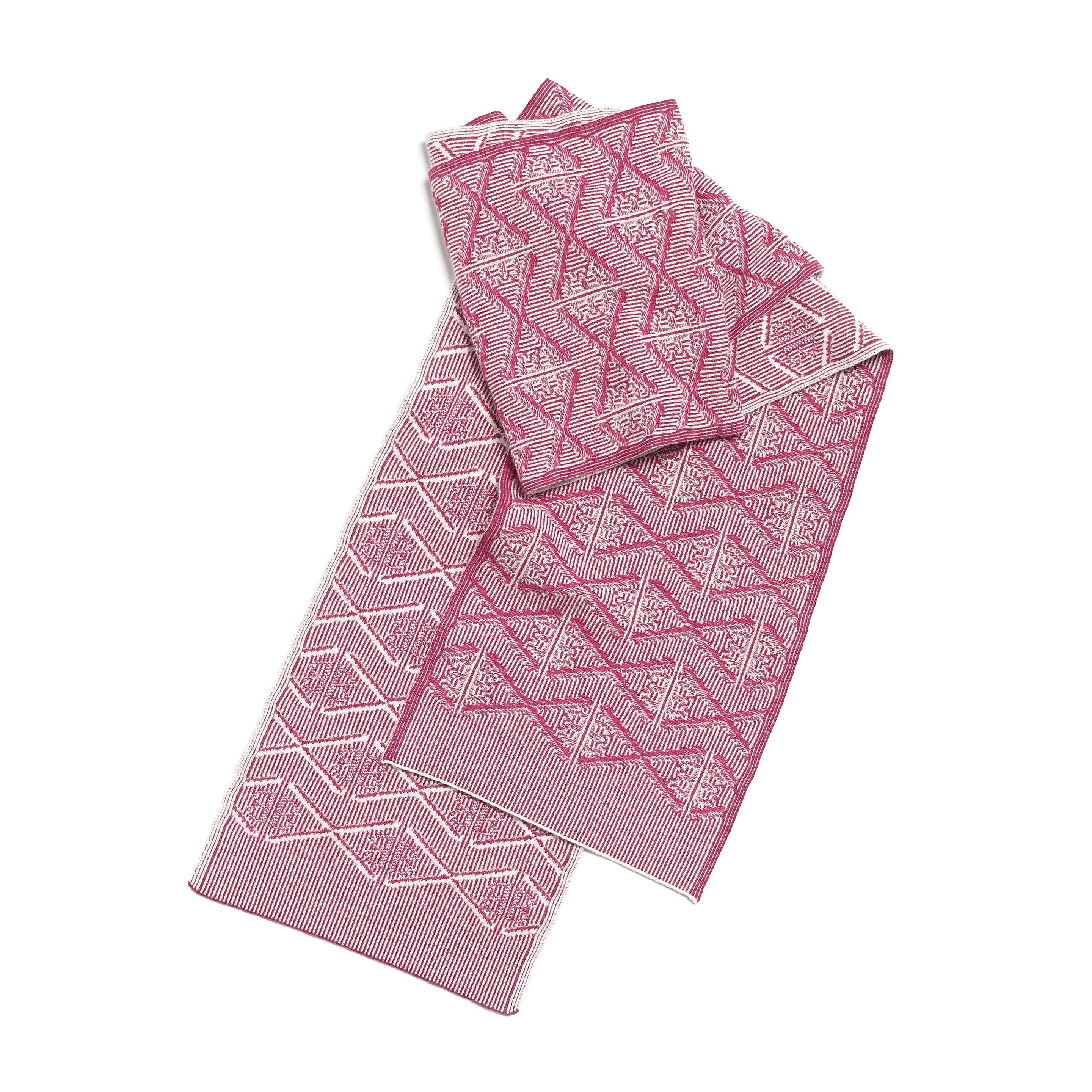Scarf in cashmere with a monogram motif –