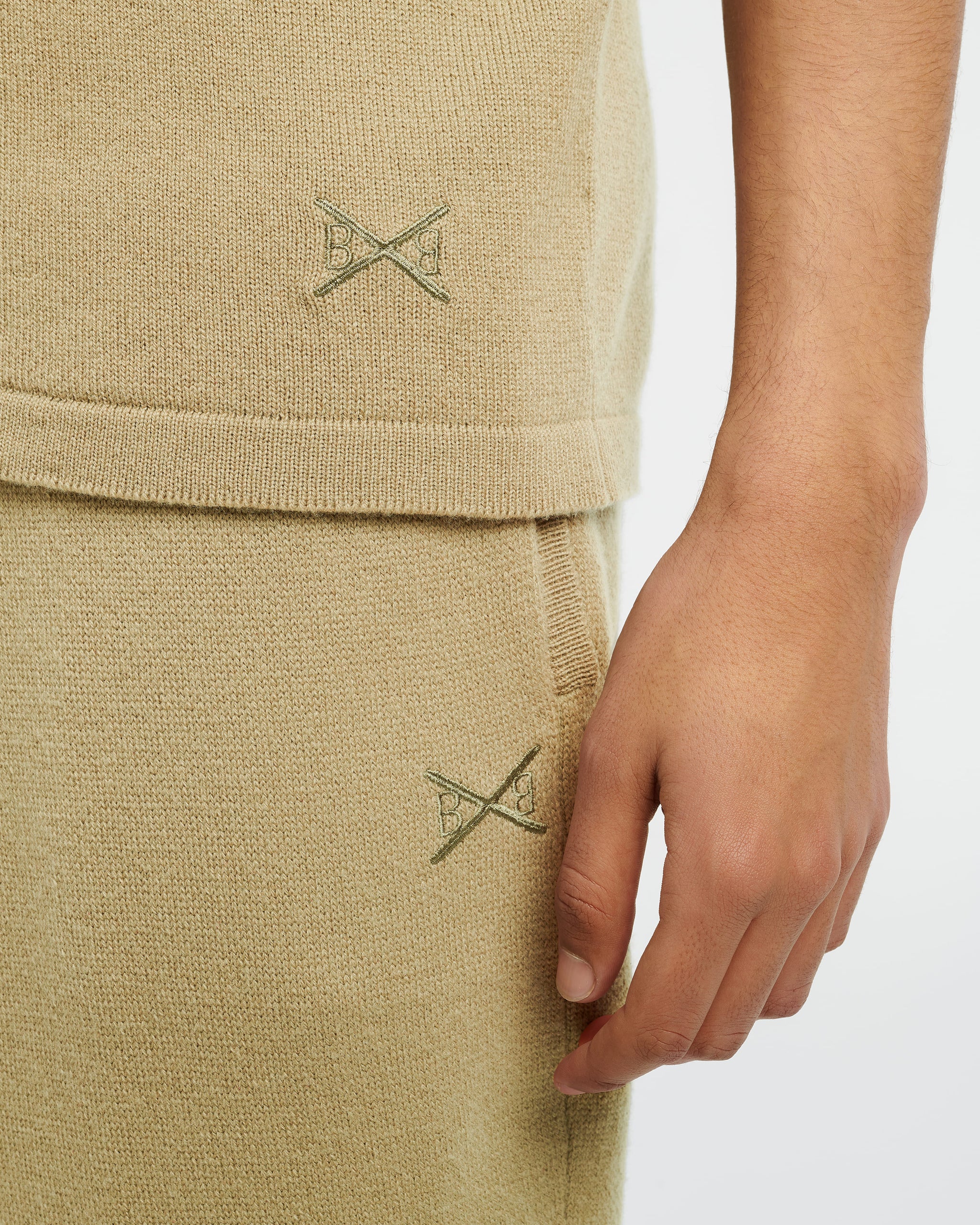 B Label cashmere zip-neck top | Barrie - Barrie