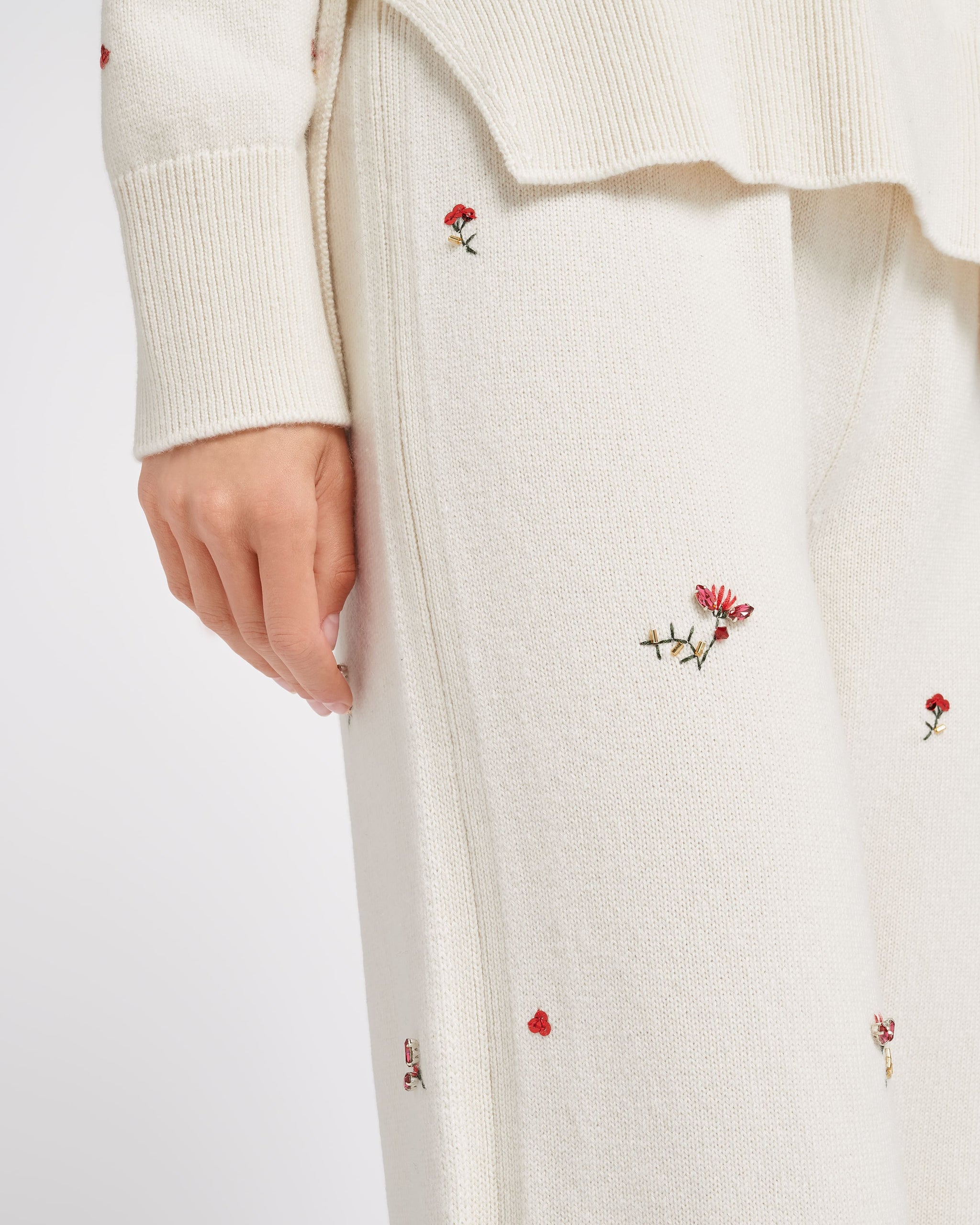 Pantalon iconique en cachemire à broderies fleuries | Barrie - Barrie