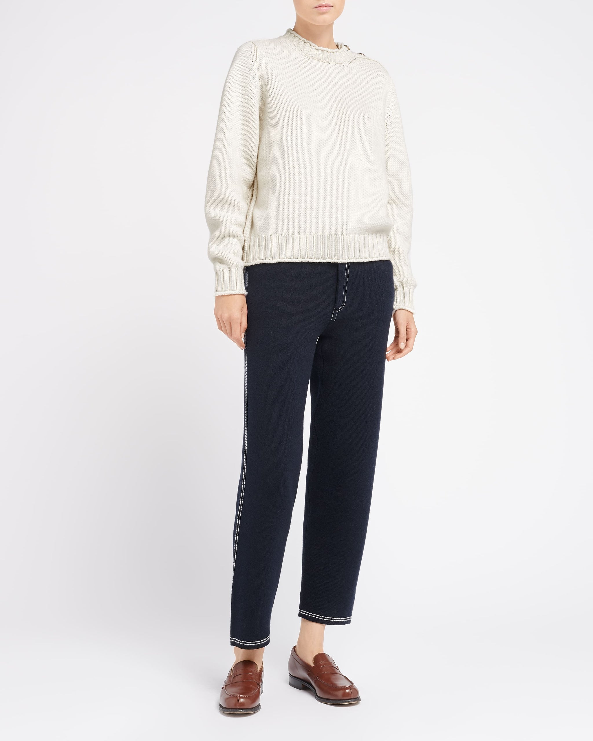 Pull épais en cachemire à boutons dorés | Barrie - Barrie