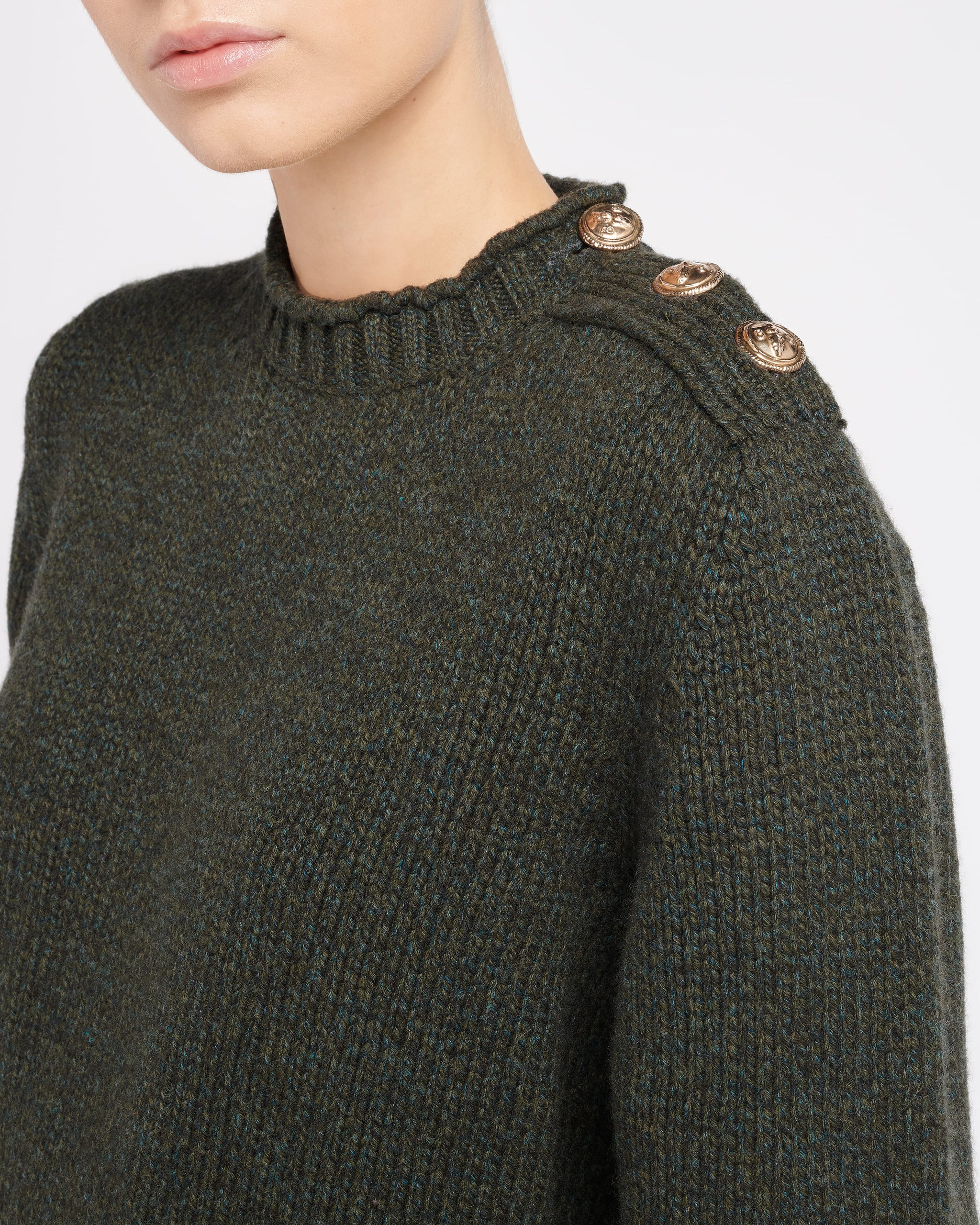Jumper in chunky cashmere with gold buttons | Barrie - Barrie