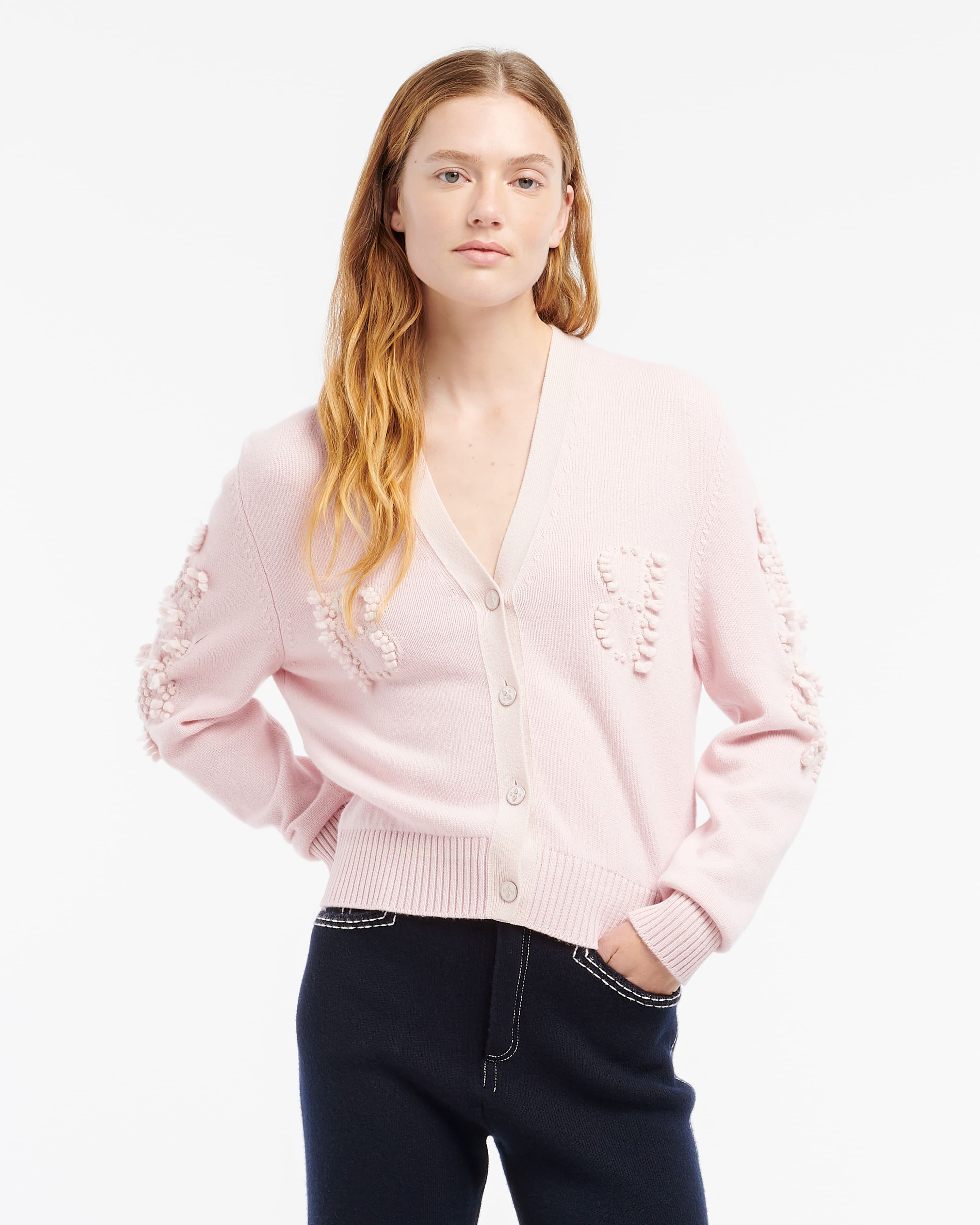 Cashmere B logo V-neck cardigan – Barrie