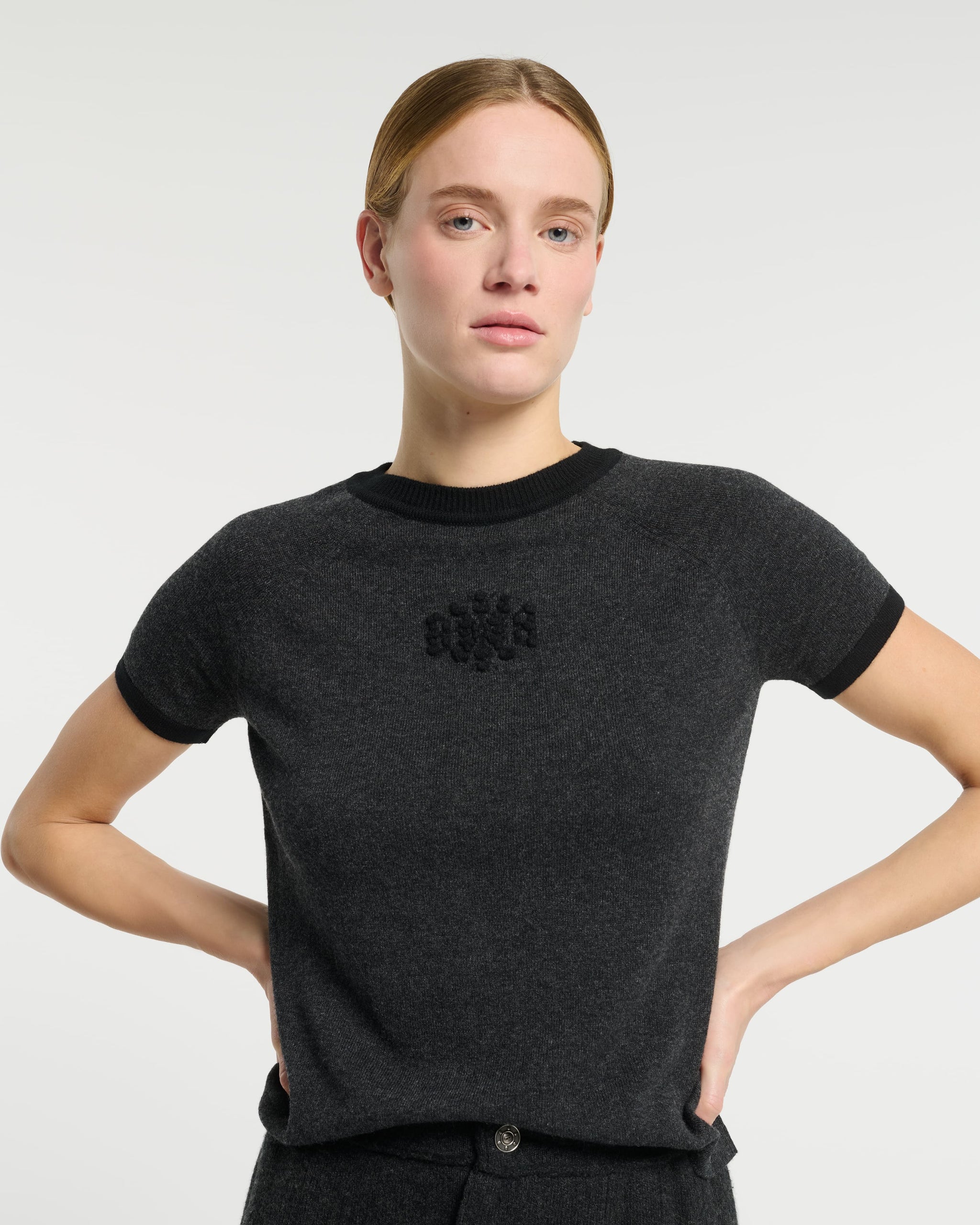 Cashmere top with B logo | Barrie - Barrie