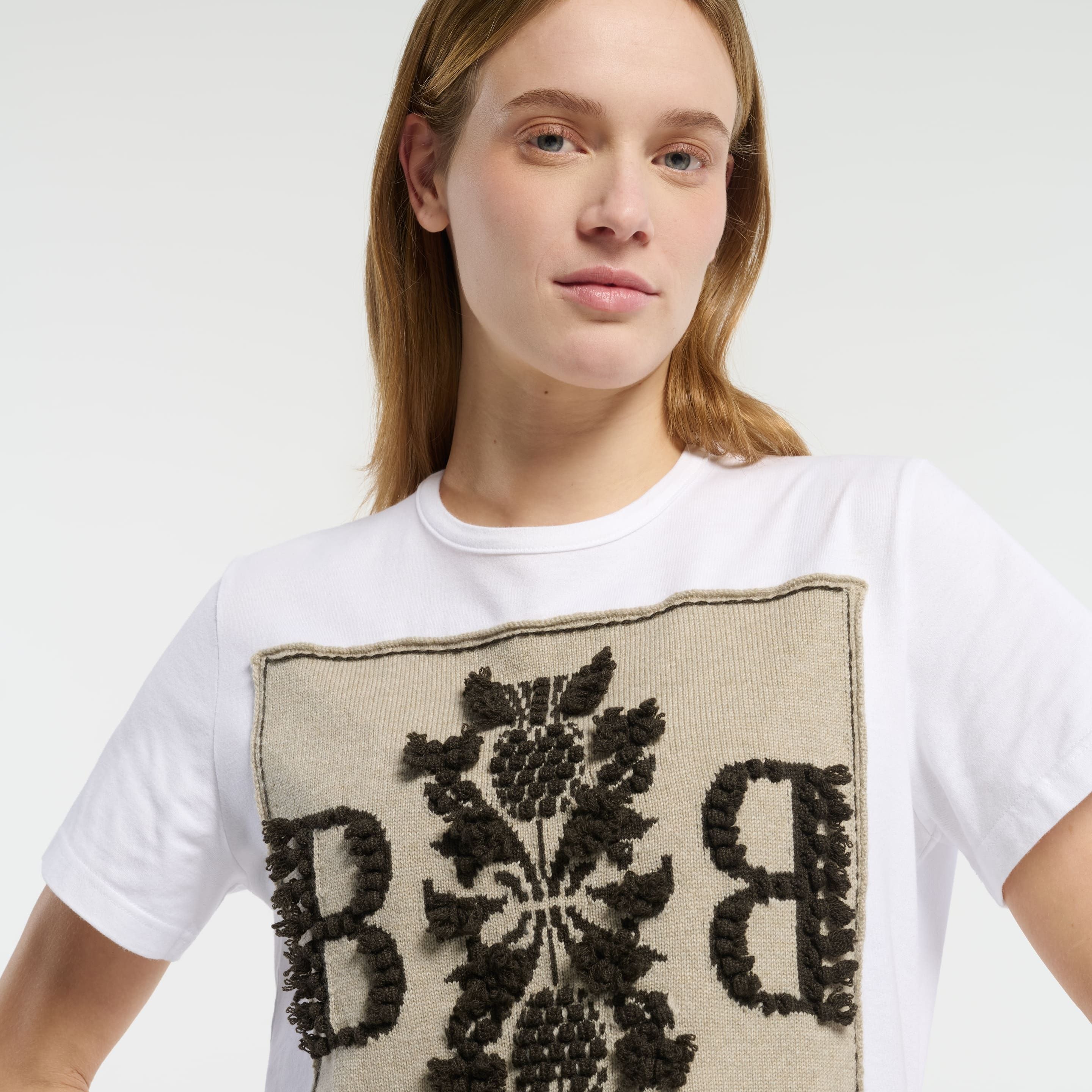 T-Shirt avec patch logo B en cachemire