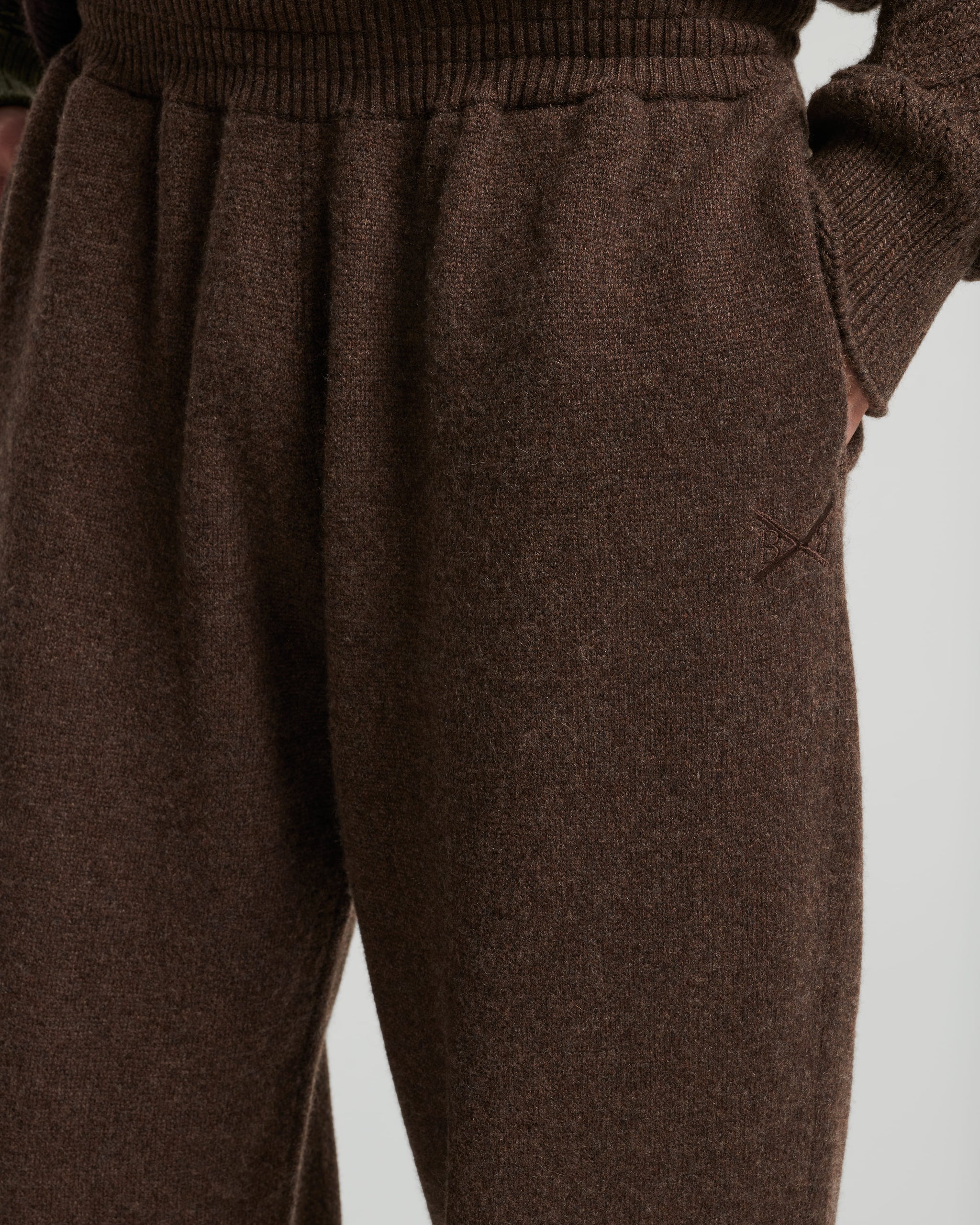 B Label cashmere trousers | Barrie - Barrie
