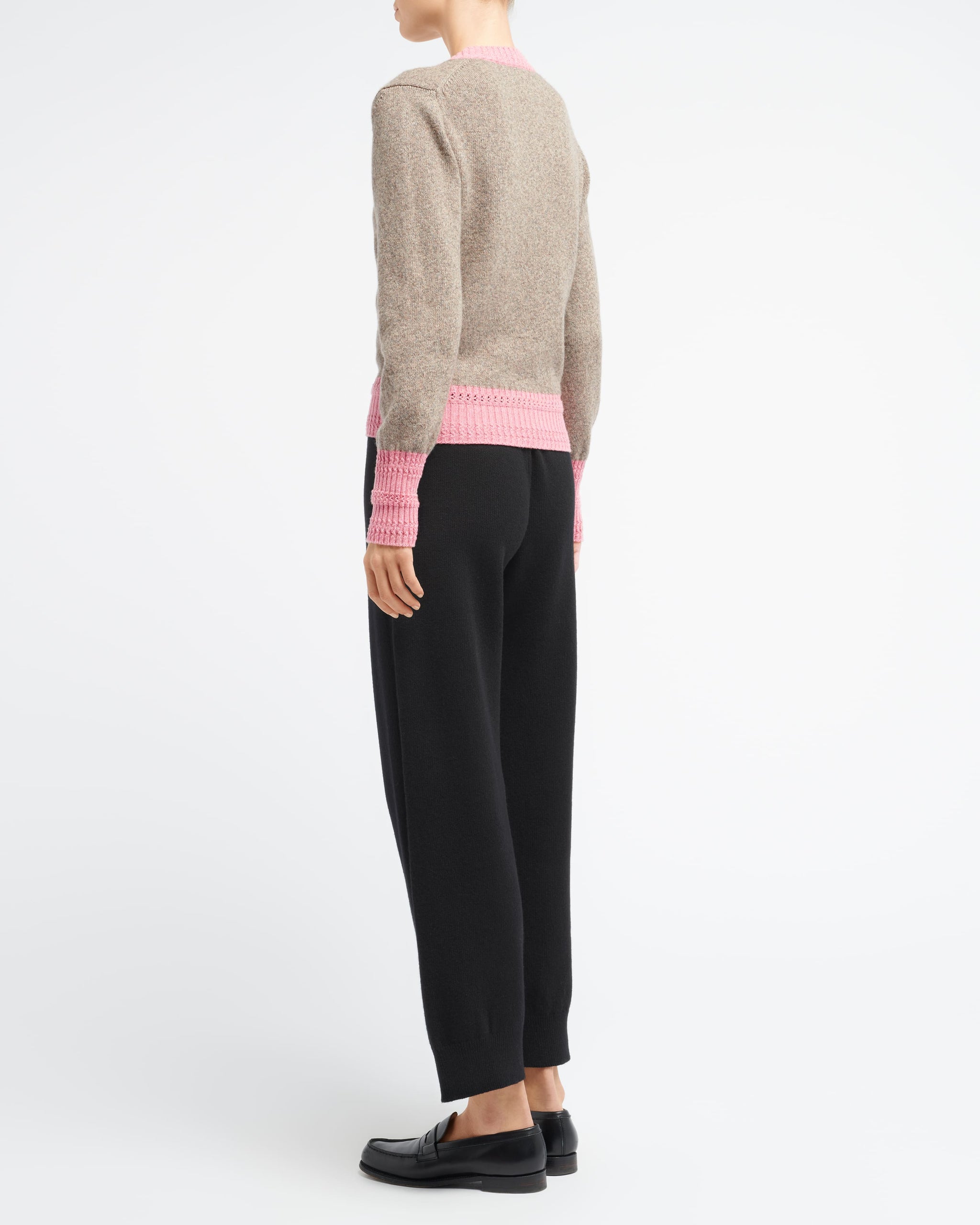 Cashmere V-neck jumper | Barrie - Barrie