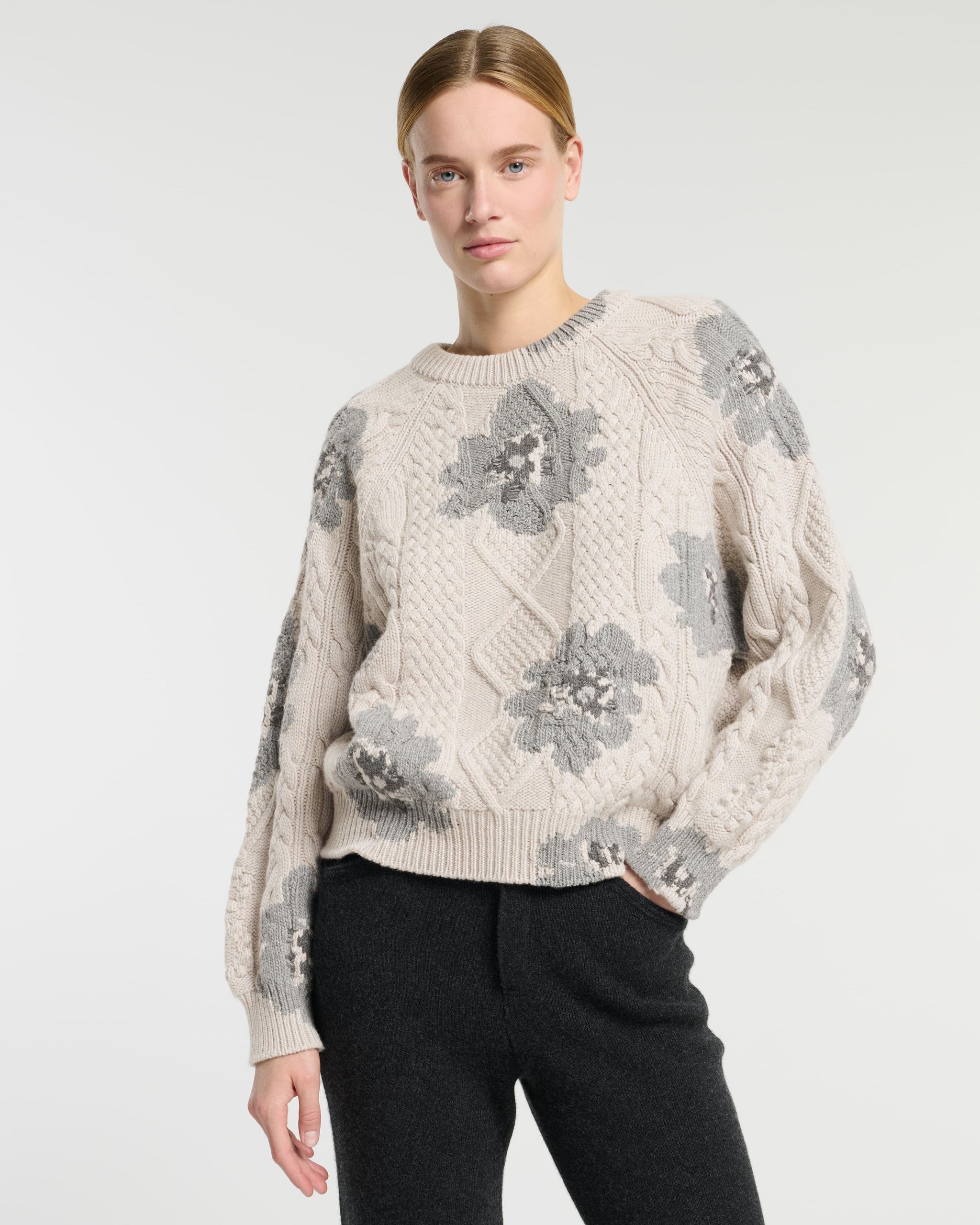 Pull col rond motif fleuri en cachemire | Barrie - Barrie
