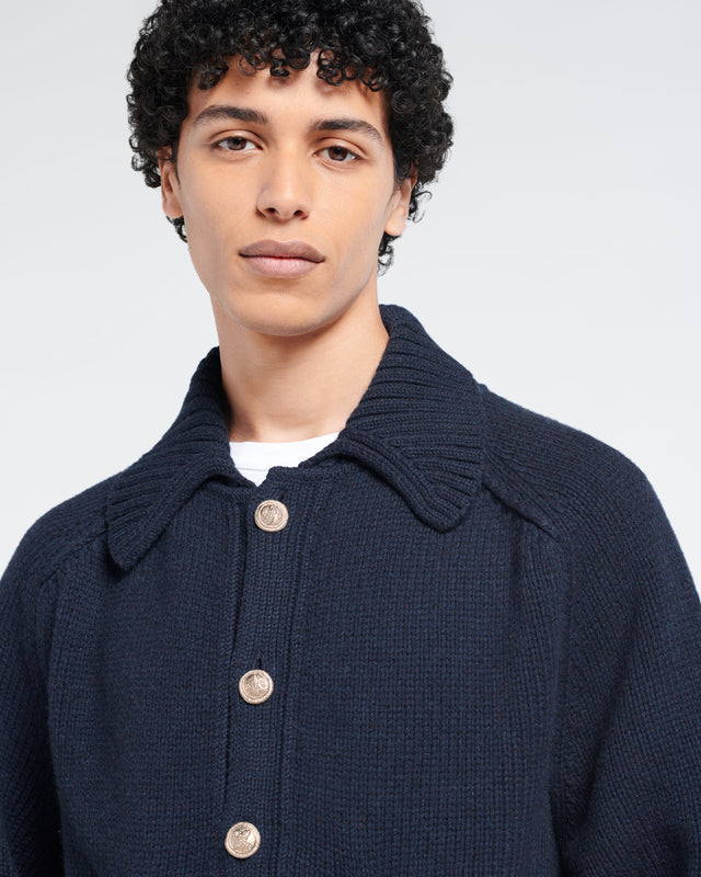 Chunky cashmere cardigan with polo collar and gold buttons | Barrie - Barrie