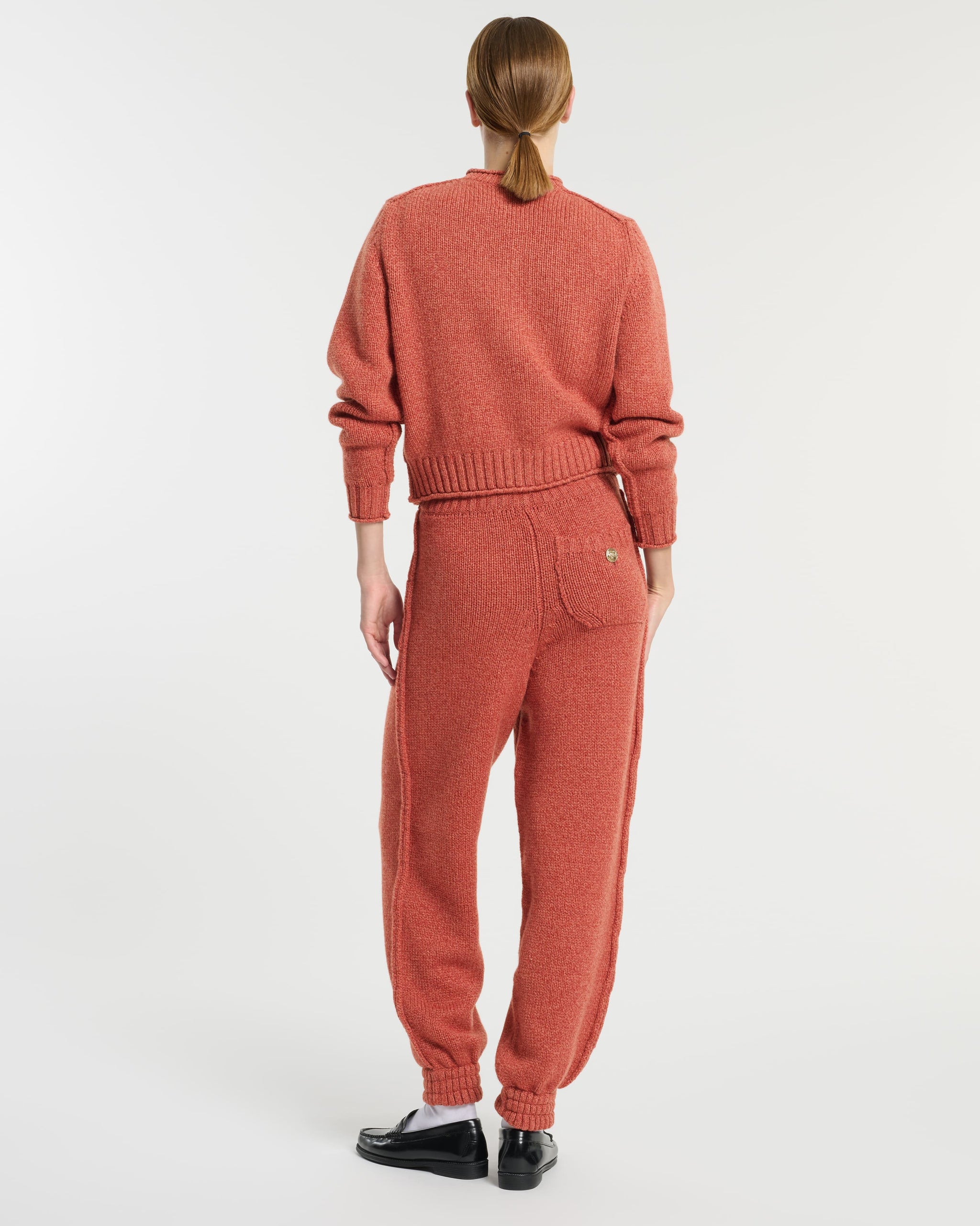 Chunky cashmere cardigan with gold buttons | Barrie - Barrie