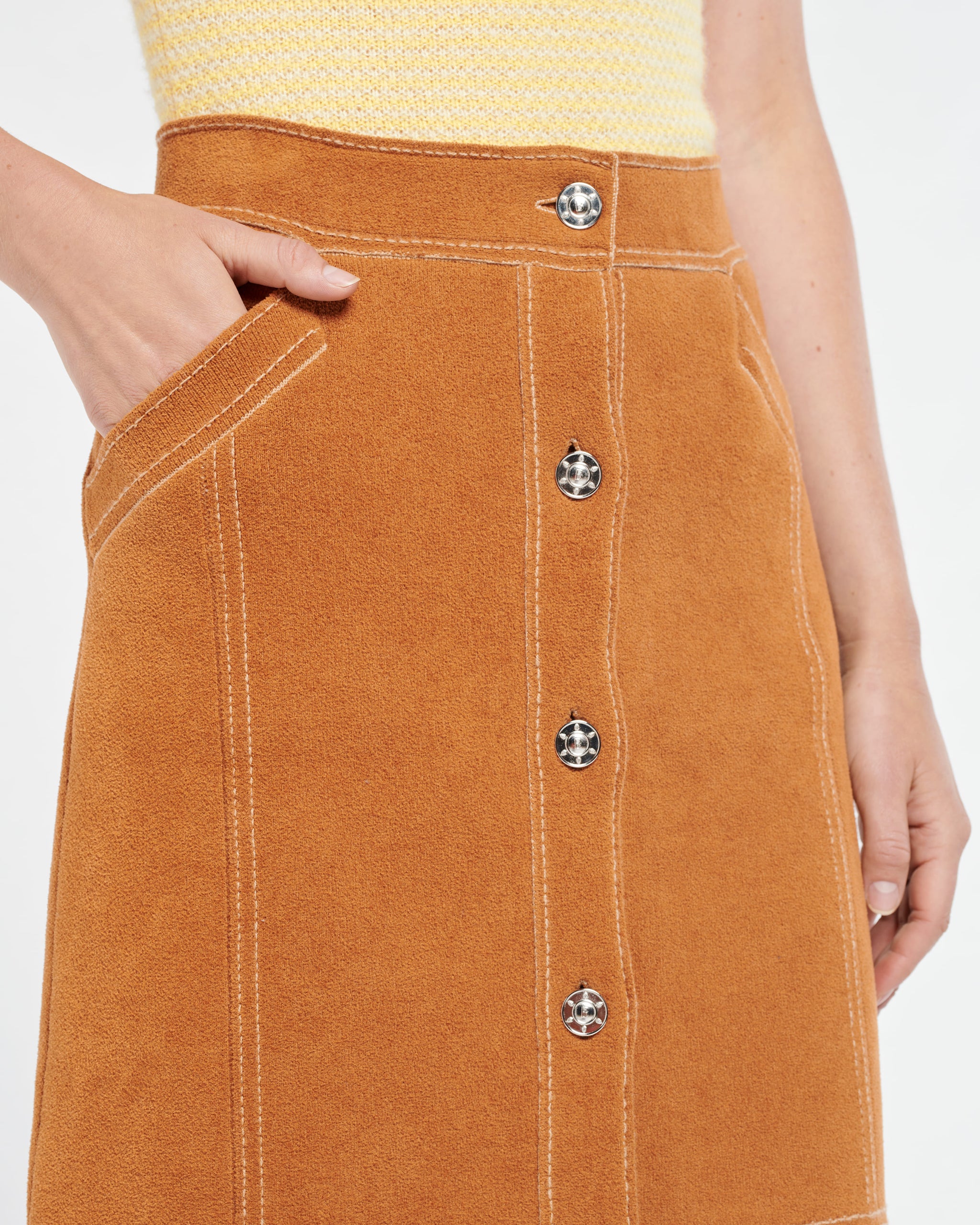 Suede-effect long skirt in cashmere and cotton | Barrie - Barrie