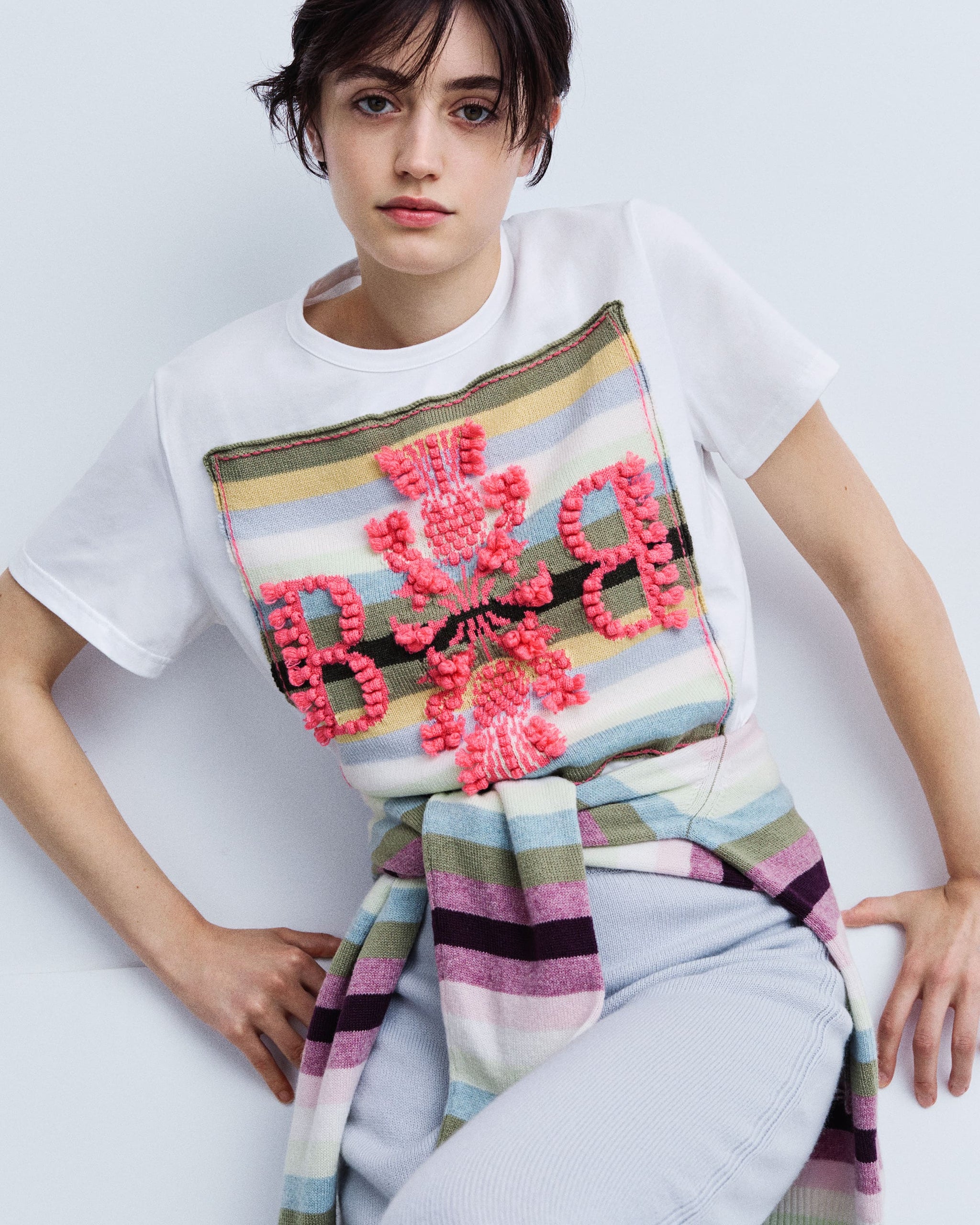 캐시미어 B 로고 패치 장식 스트라이프 티셔츠 | Barrie - Barrie