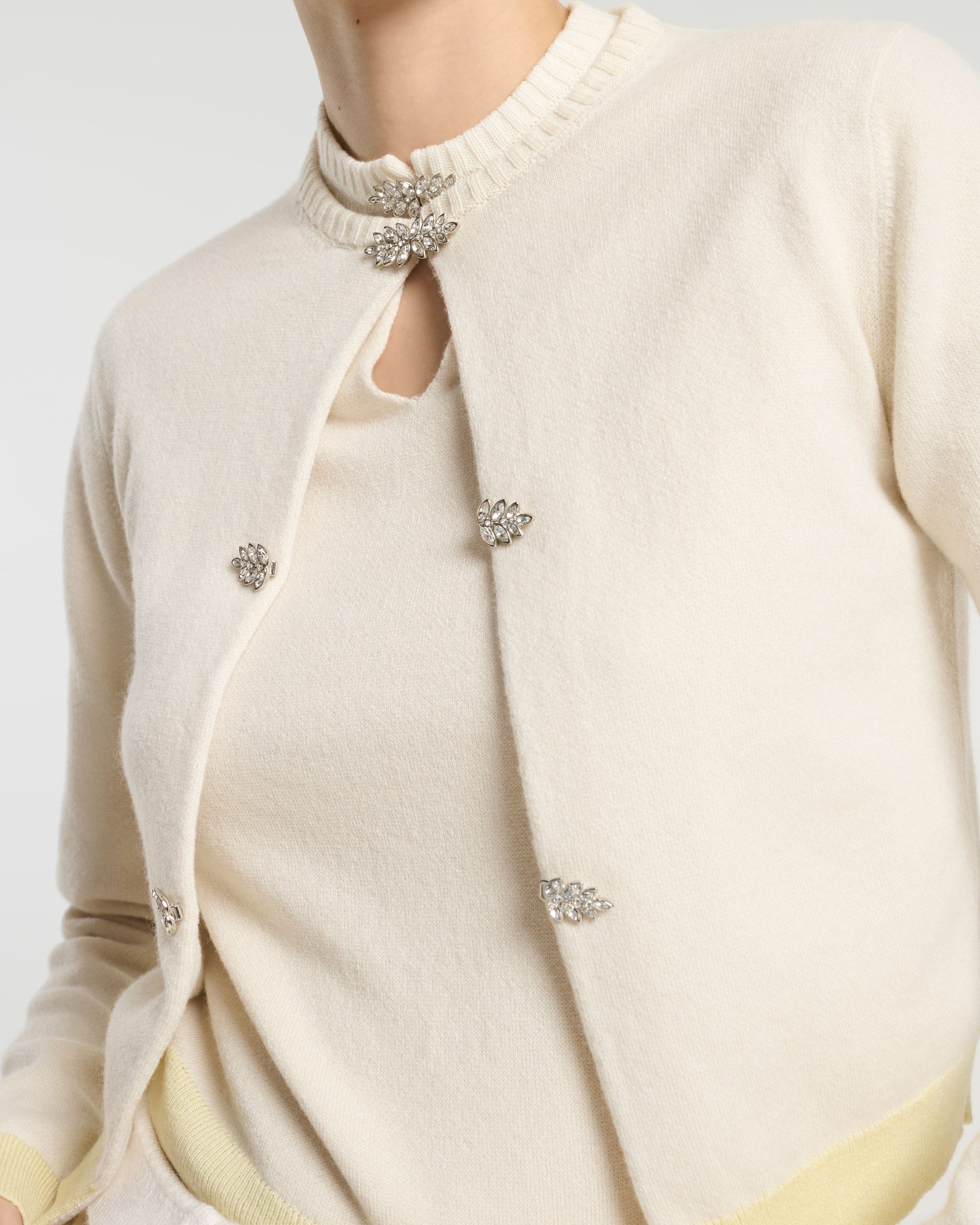 Cashmere cardigan with jewelled details | Barrie - Barrie