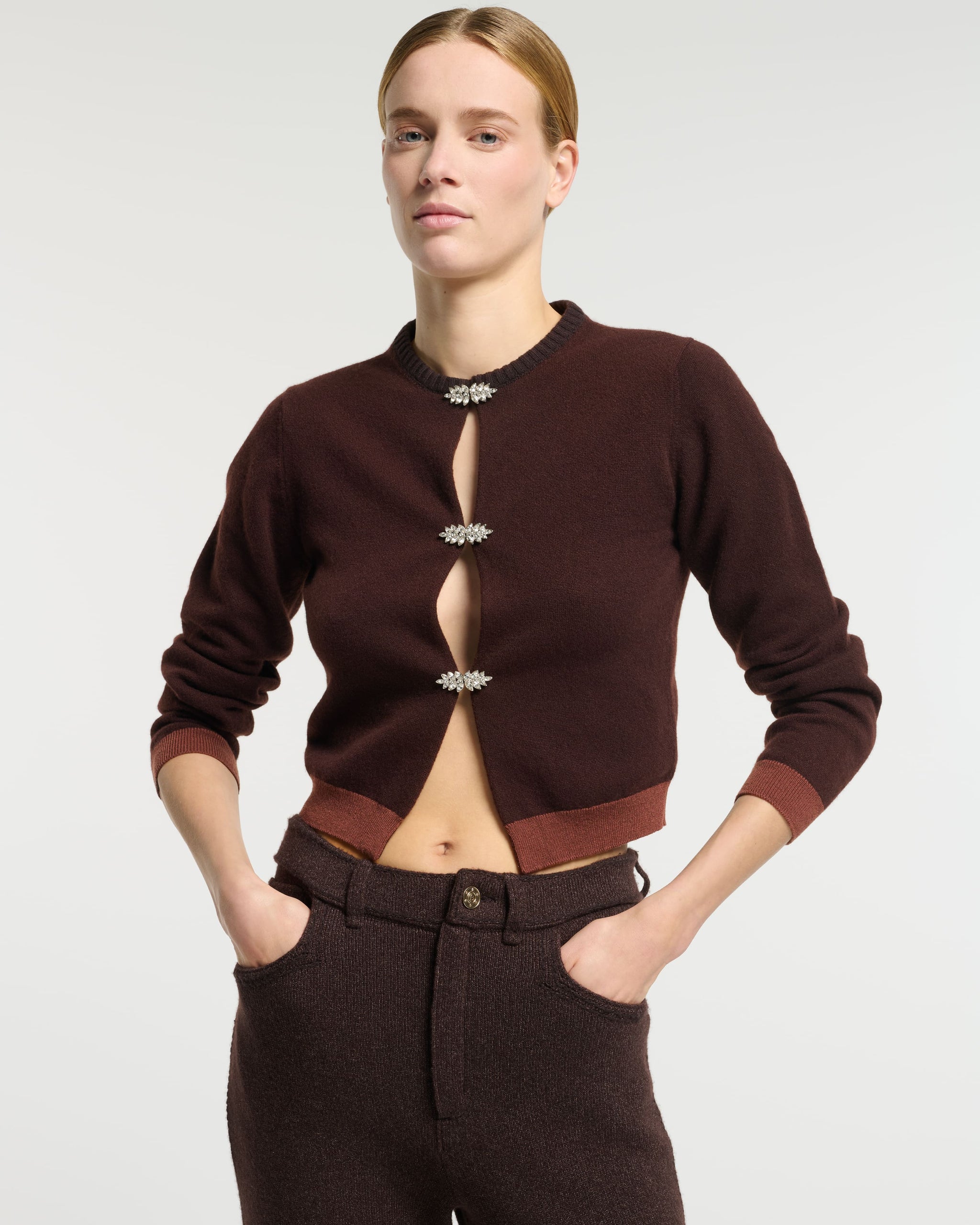 Cardigan en cachemire aux détails bijoux | Barrie - Barrie