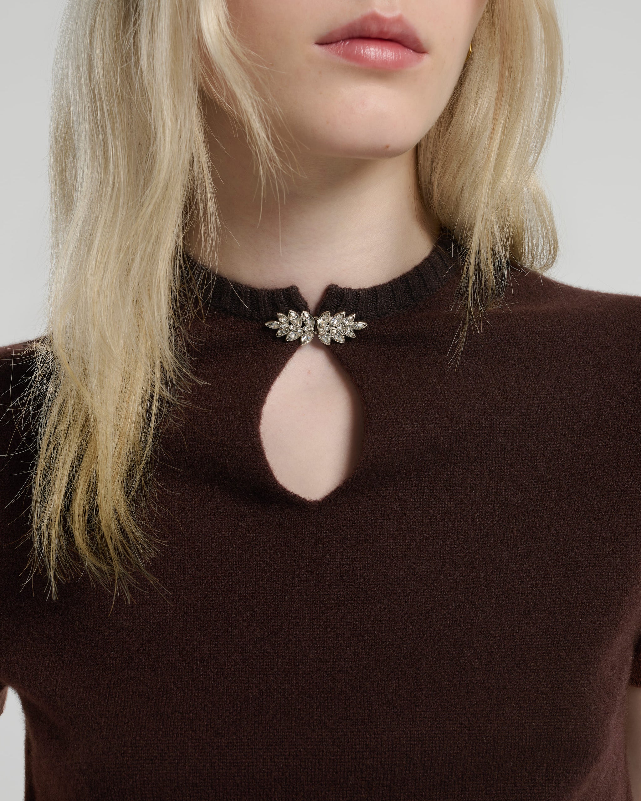 Cashmere top with jewelled details | Barrie - Barrie