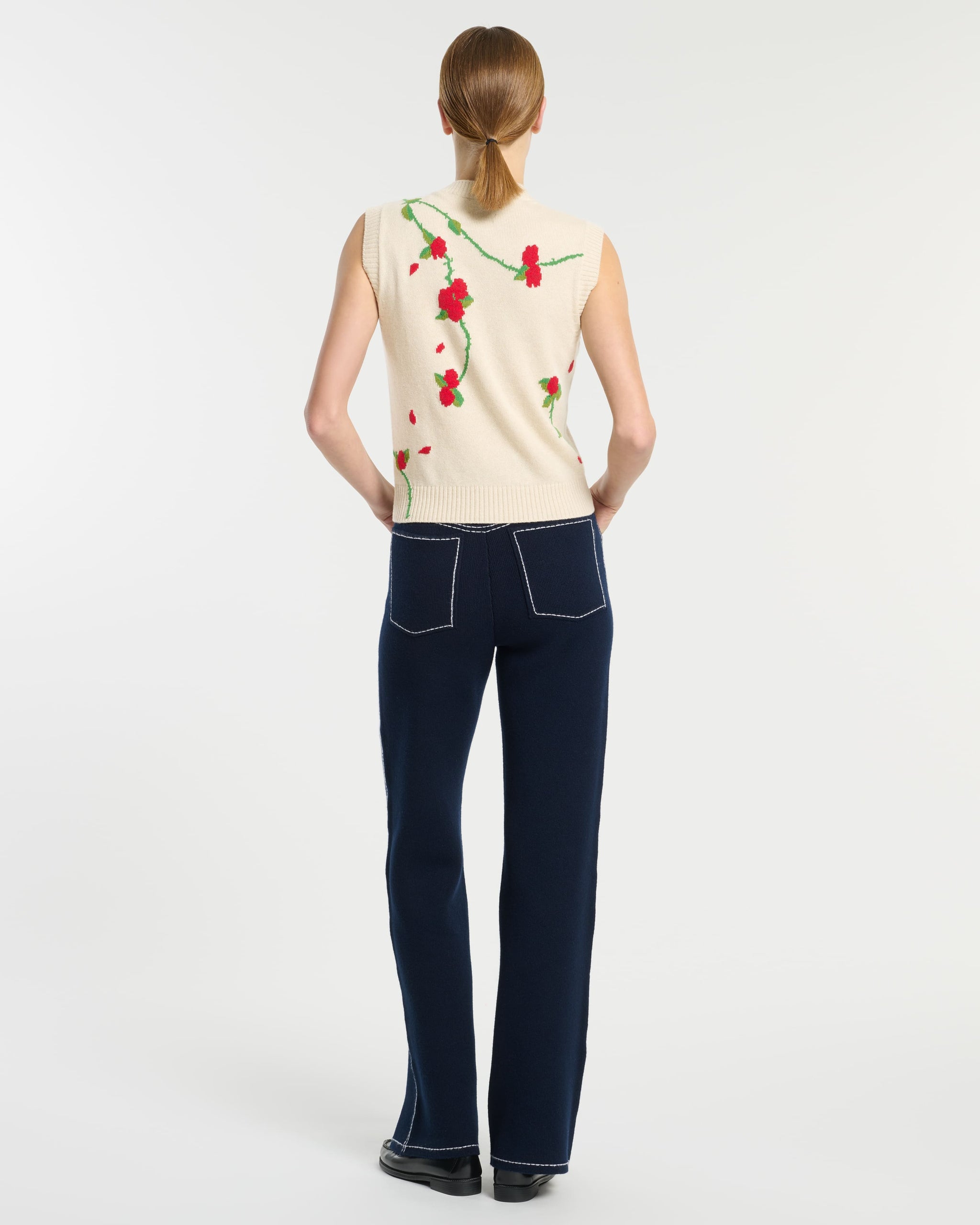 Sleeveless cashmere jumper with floral motif | Barrie - Barrie