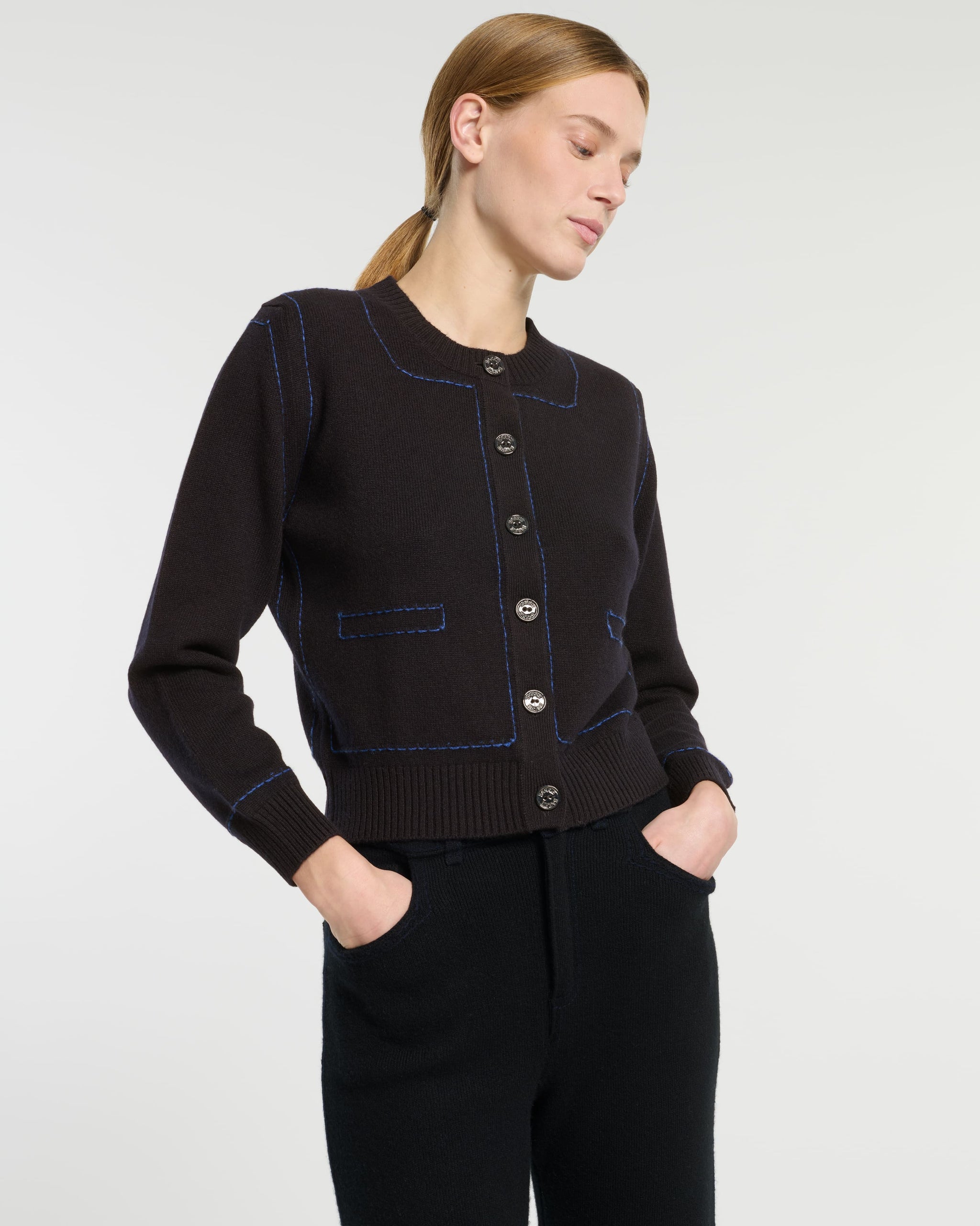 Cashmere cardigan with contrasting topstitching | Barrie - Barrie