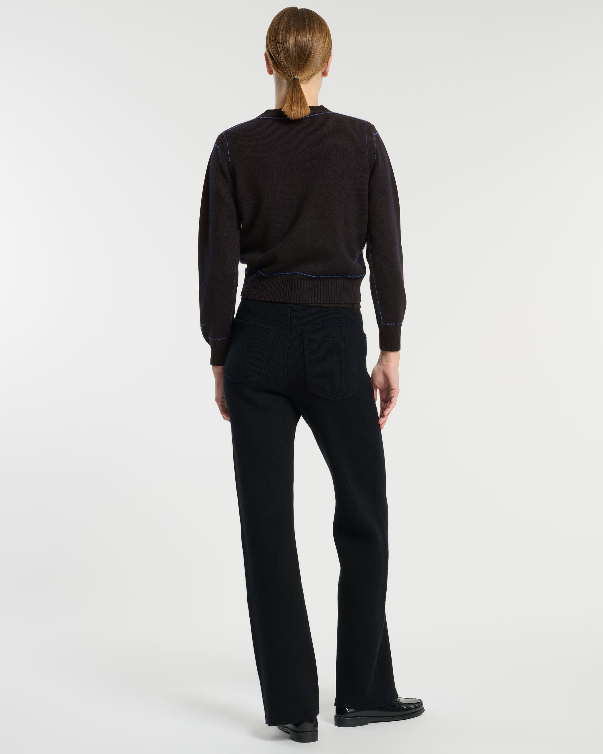 Cashmere cardigan with contrasting topstitching | Barrie - Barrie