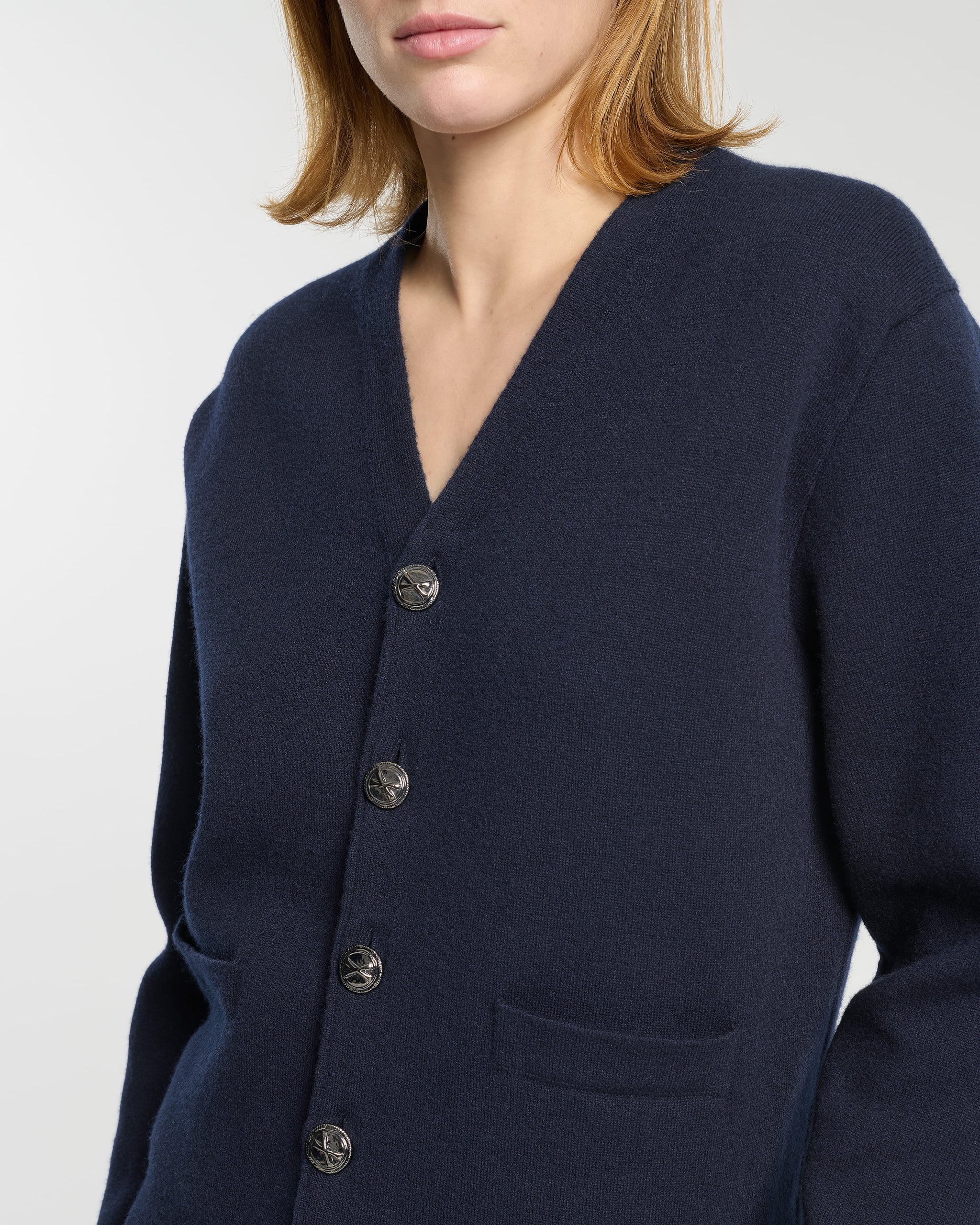 V-neck cardigan in cashmere and wool | Barrie - Barrie