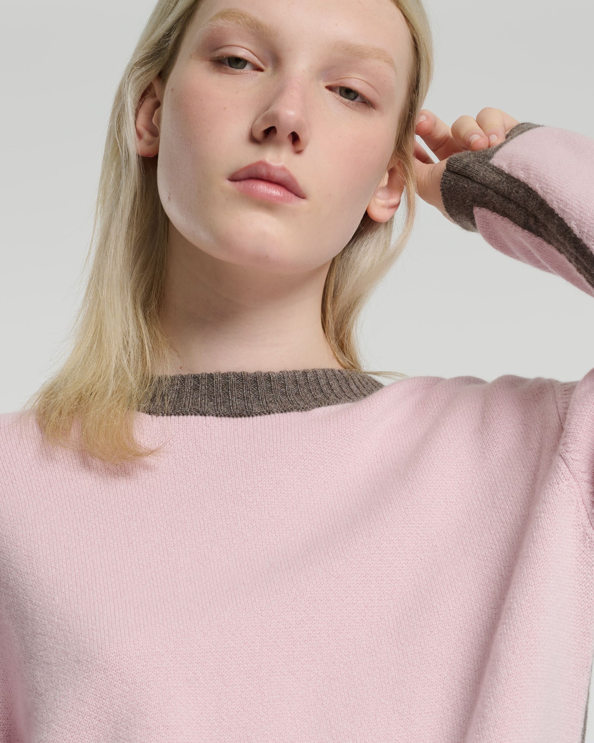 Cashmere round-neck jumper | Barrie - Barrie