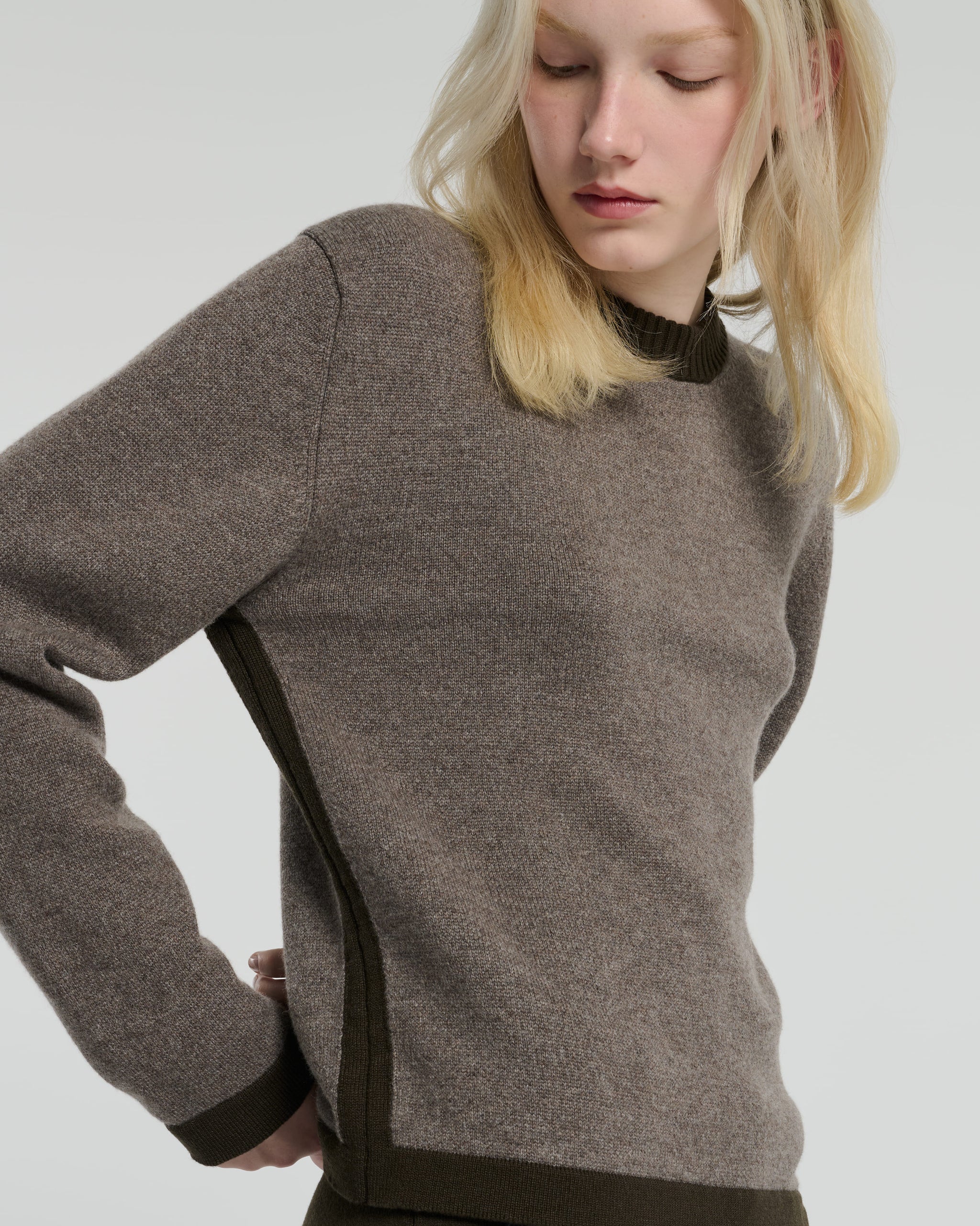 Cashmere round-neck jumper | Barrie - Barrie