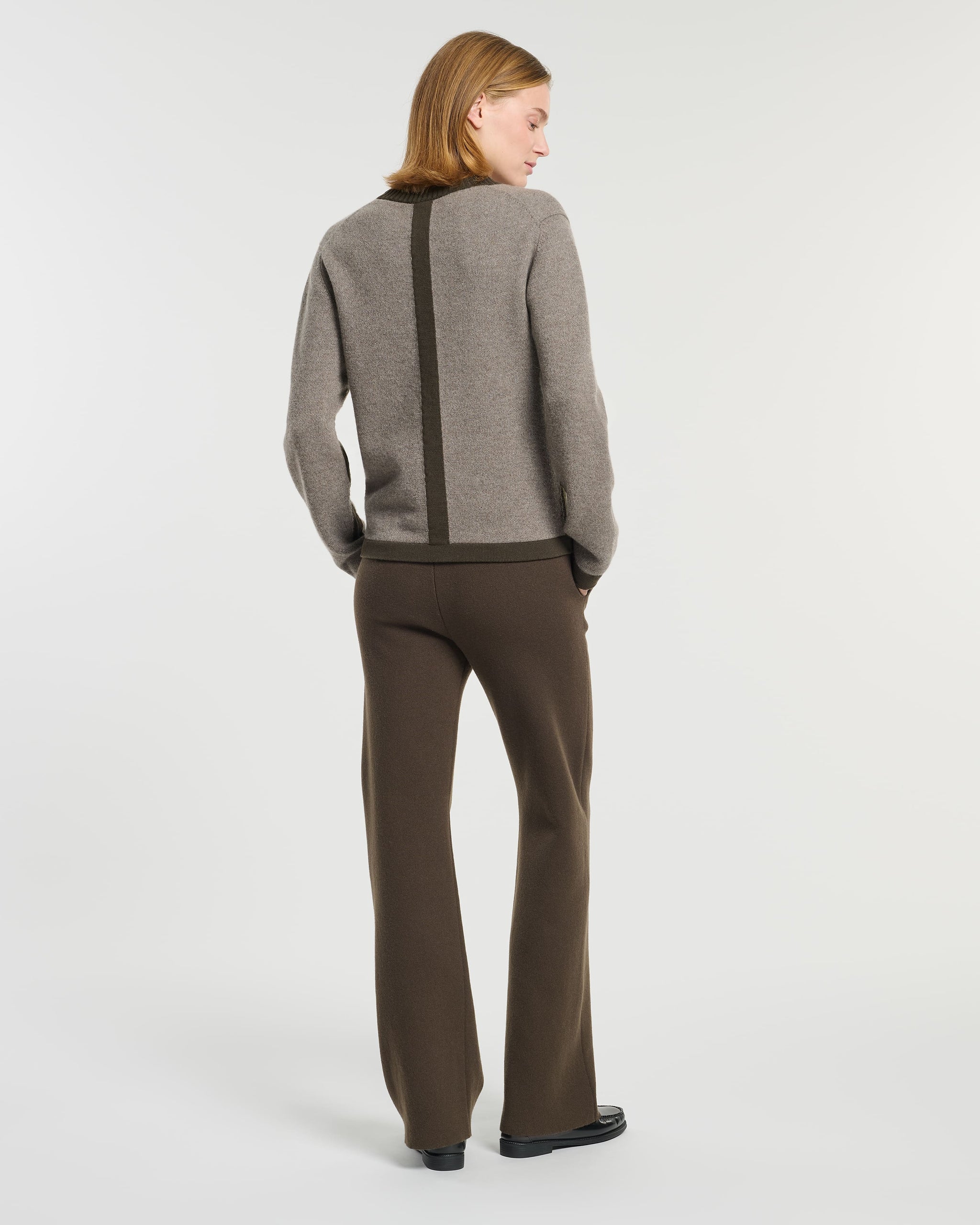 캐시미어 라운드넥 니트웨어 | Barrie - Barrie