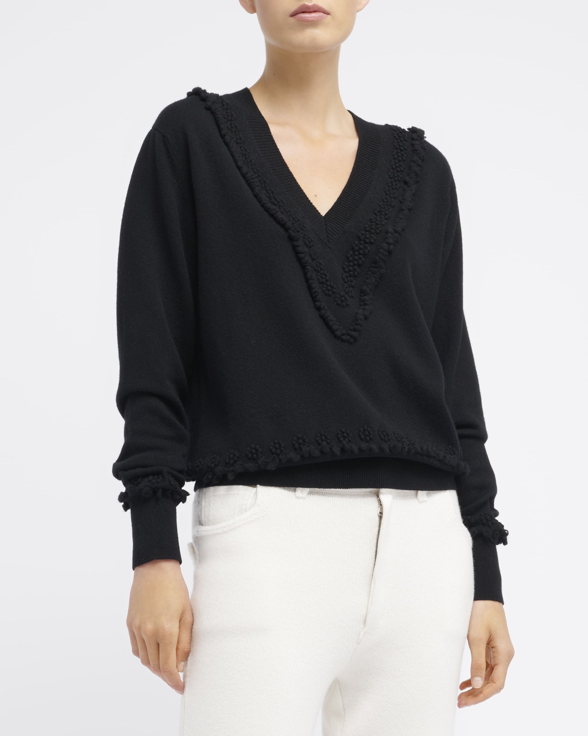 Timeless V-neck cashmere jumper | Barrie - Barrie