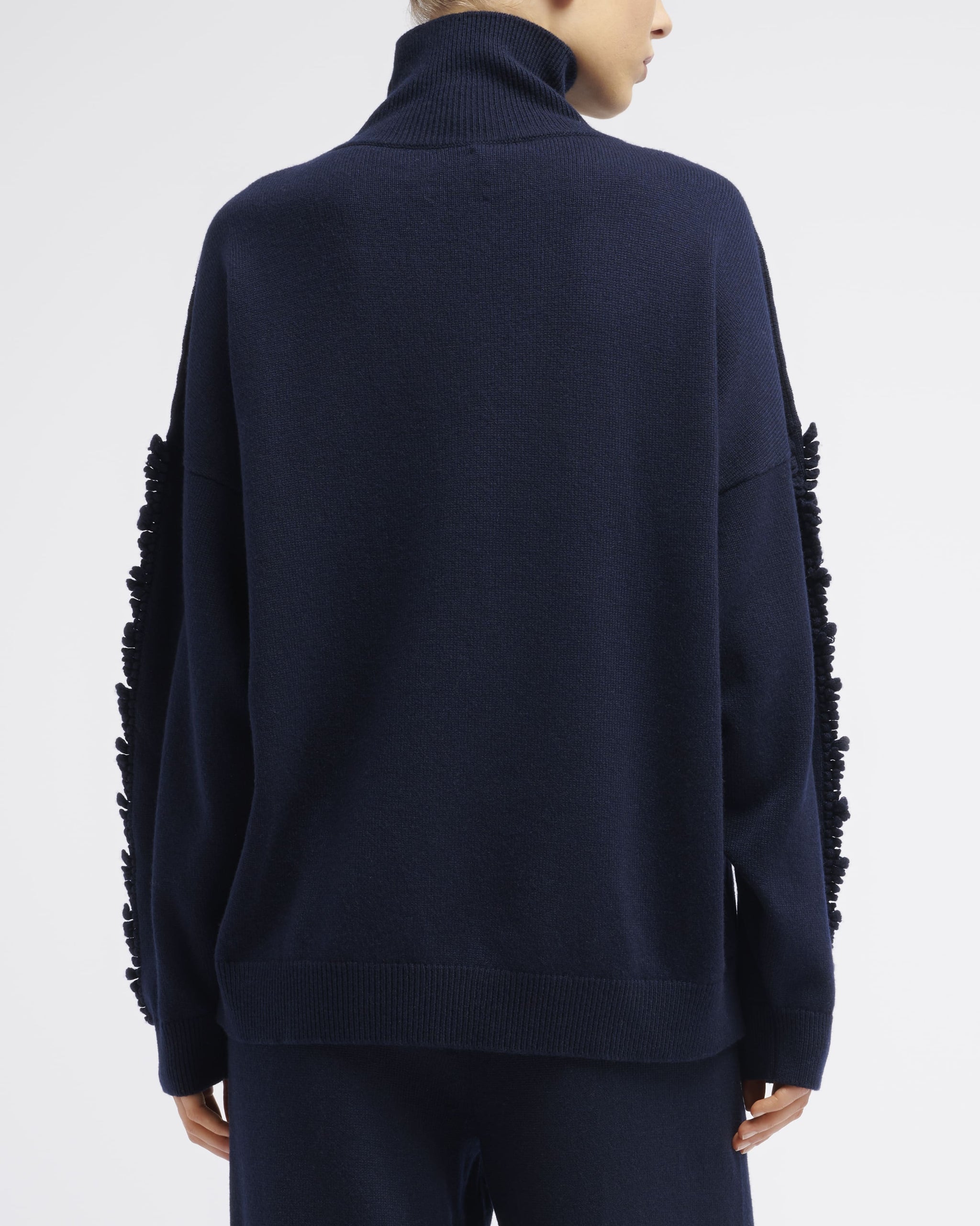 Timeless roll-neck cashmere jumper | Barrie - Barrie