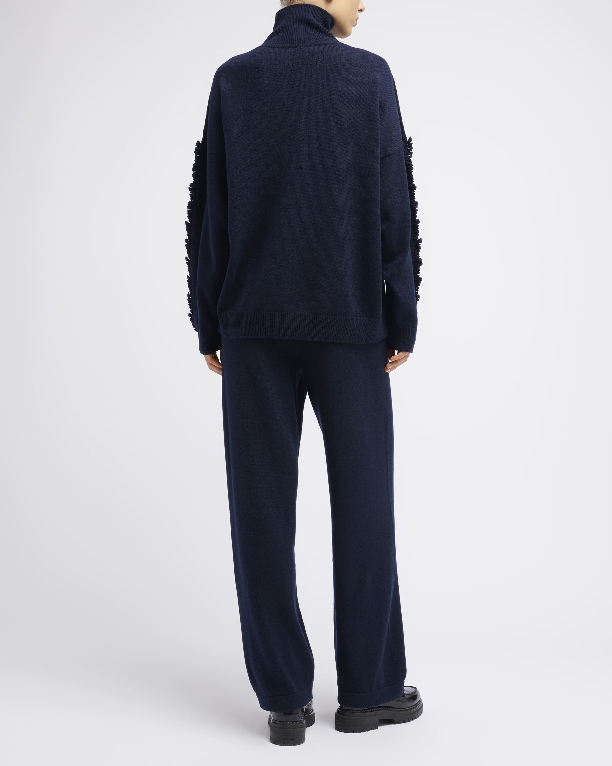 Timeless wide cashmere trousers | Barrie - Barrie