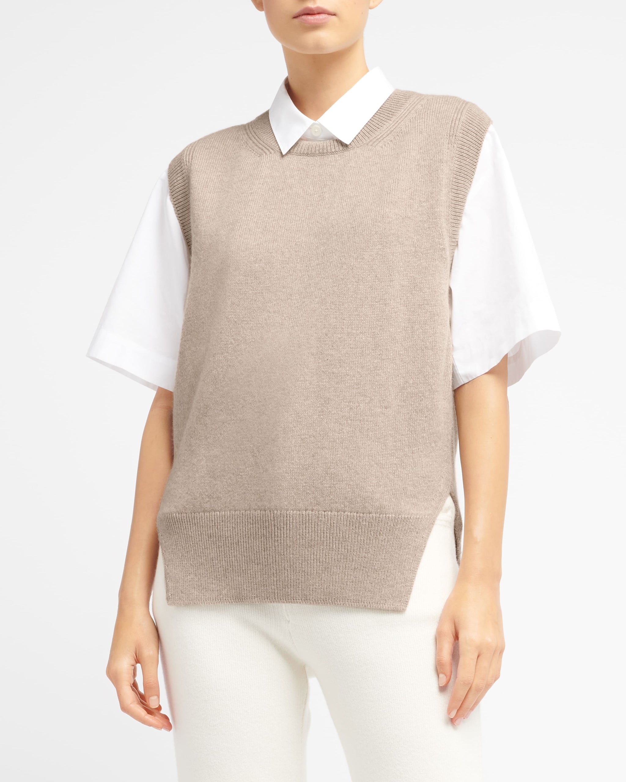 Iconic sleeveless cashmere jumper | Barrie - Barrie