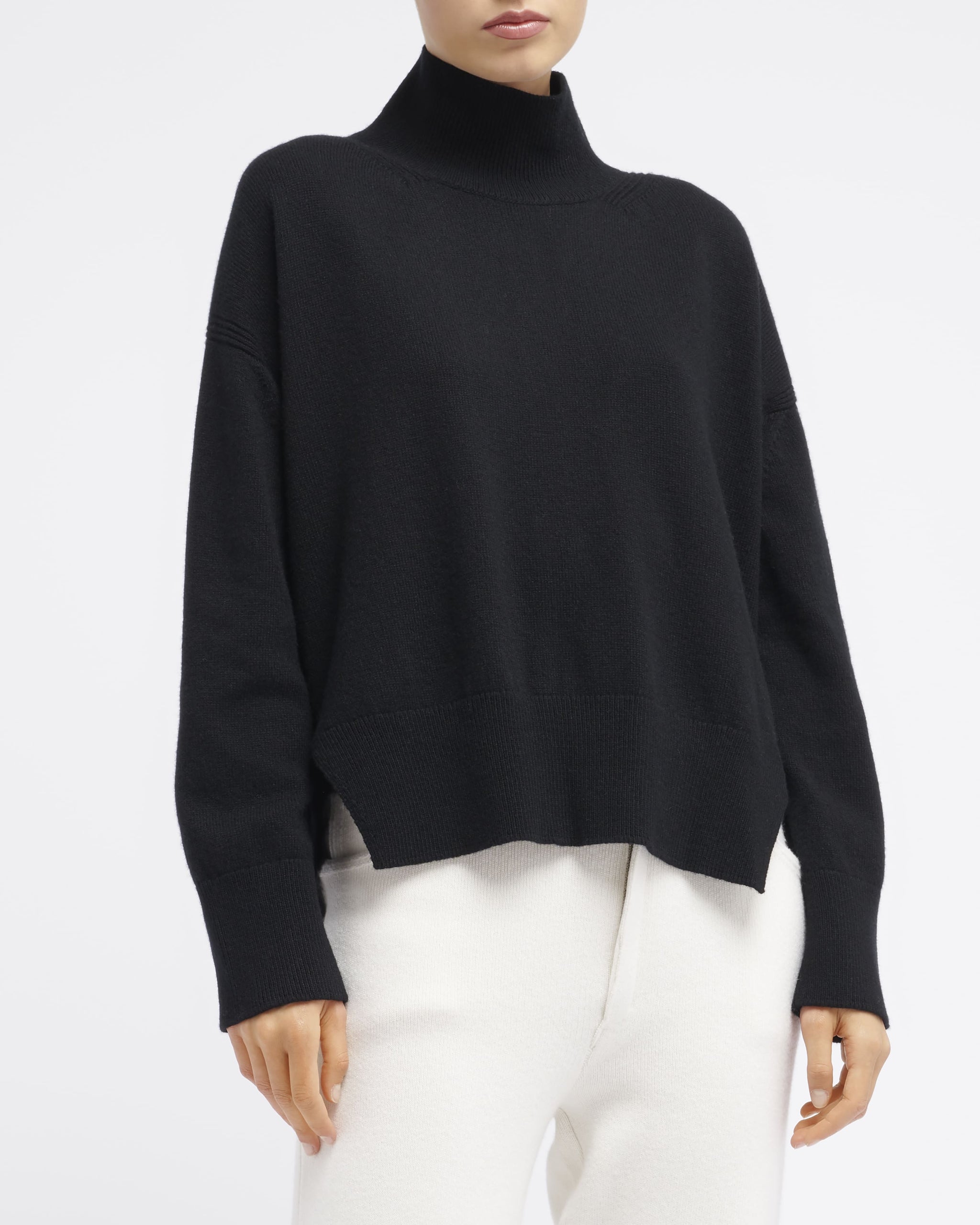 Iconic oversized roll-neck cashmere jumper | Barrie - Barrie