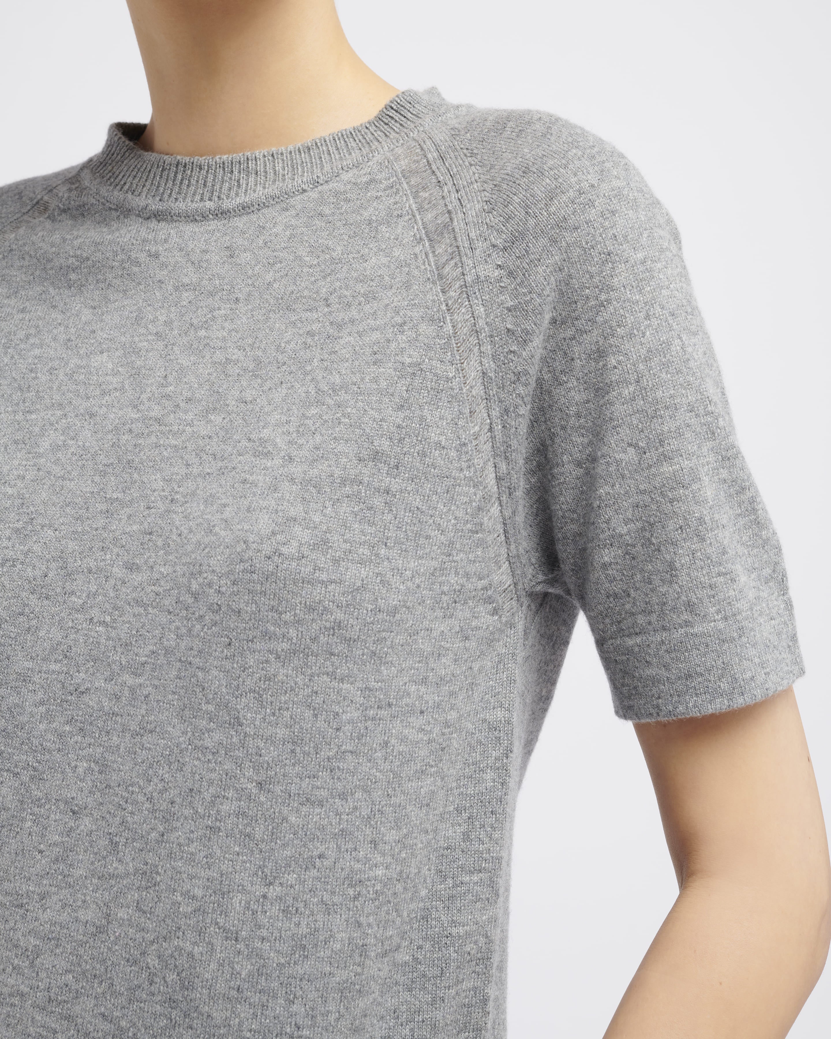 トップス SHE Tokyo Barbara Wool Cashmere gray Cashmere short sleeved top – Barrie
