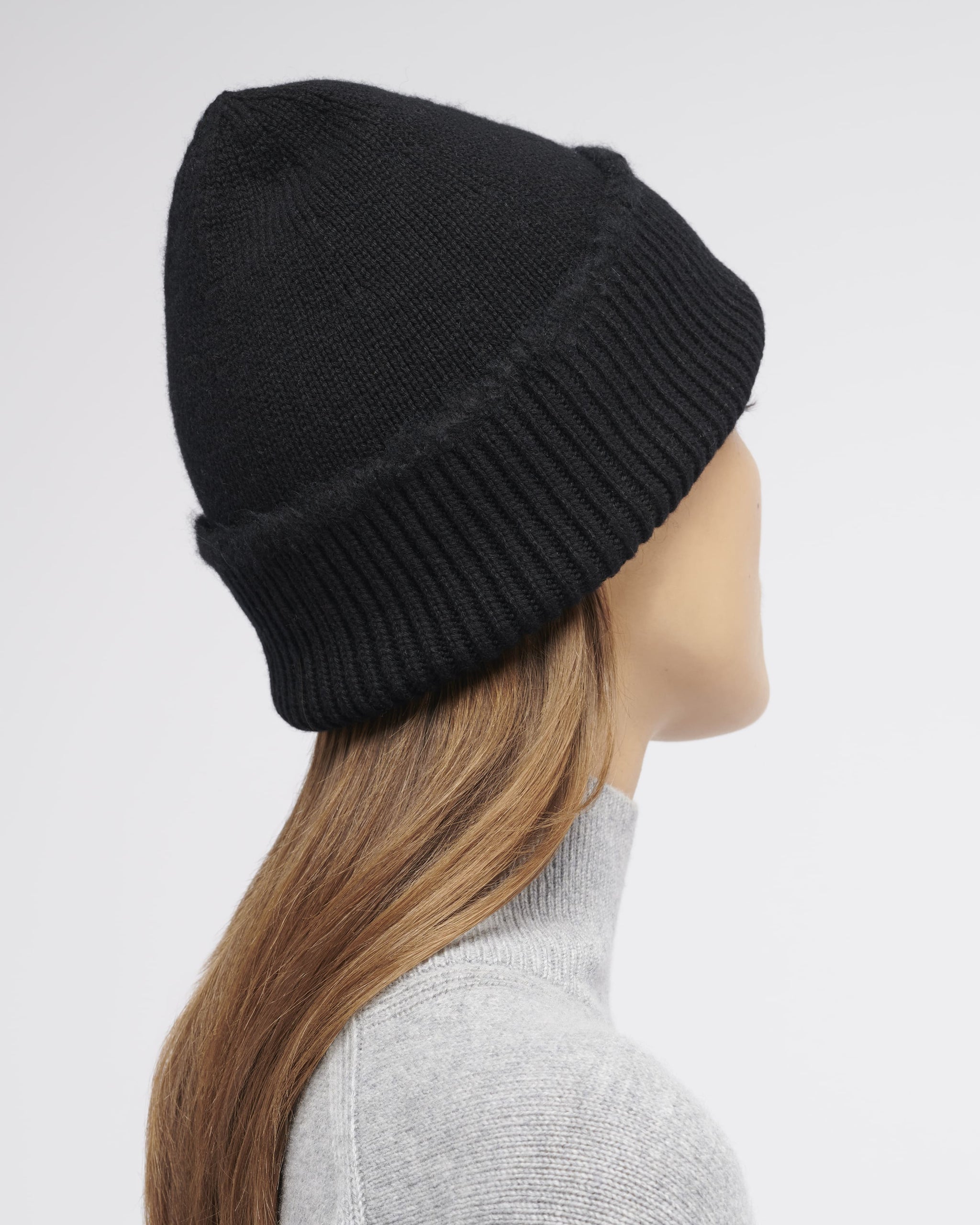 Shearling-effect cashmere beanie | Barrie - Barrie