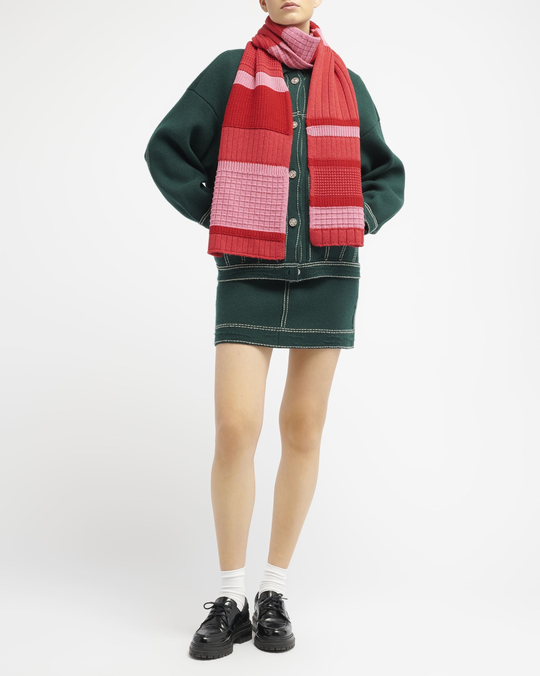 캐시미어 질감 마감 스카프 | Barrie - Barrie