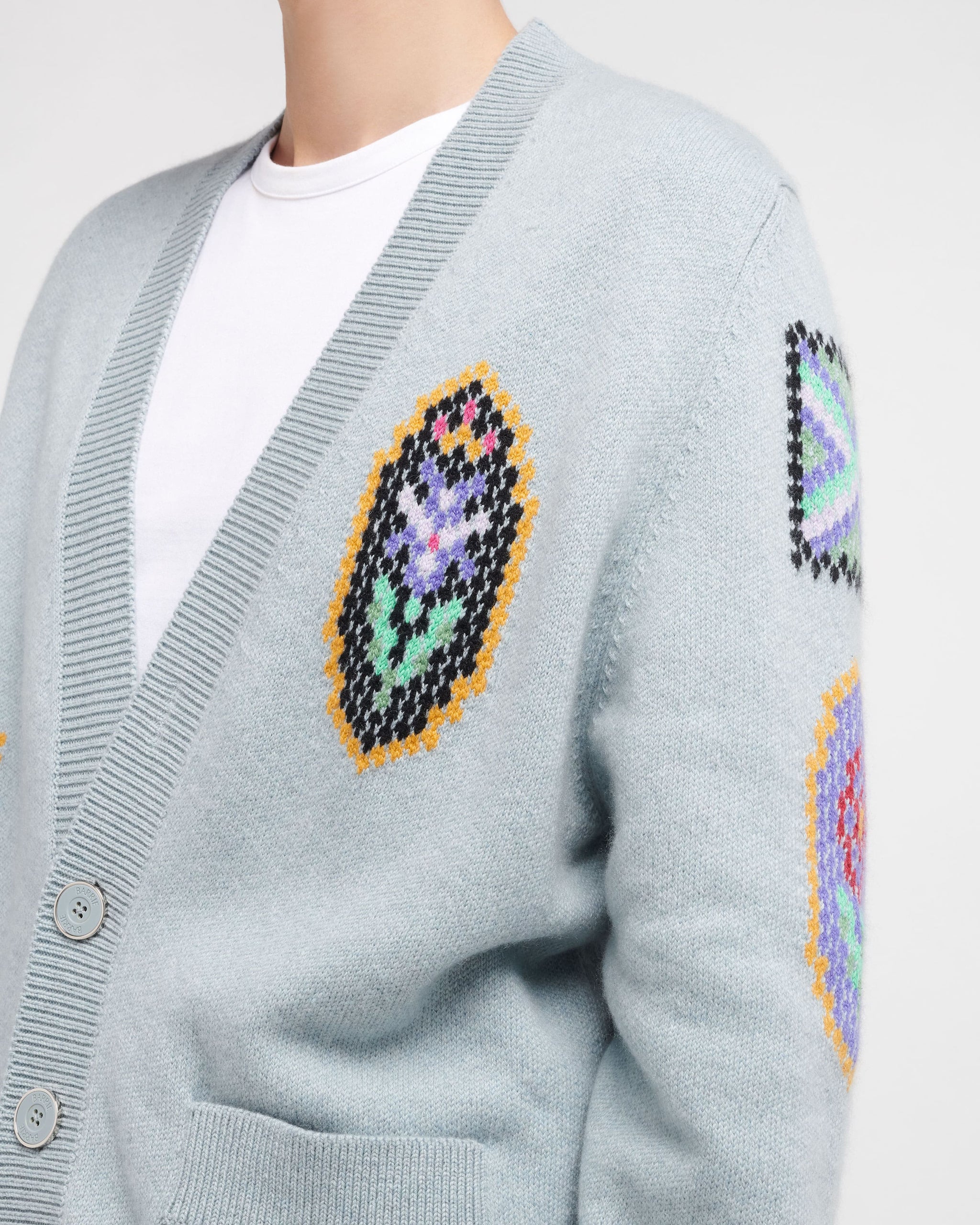 Cardigan col V en cachemire à symboles écossais | Barrie - Barrie