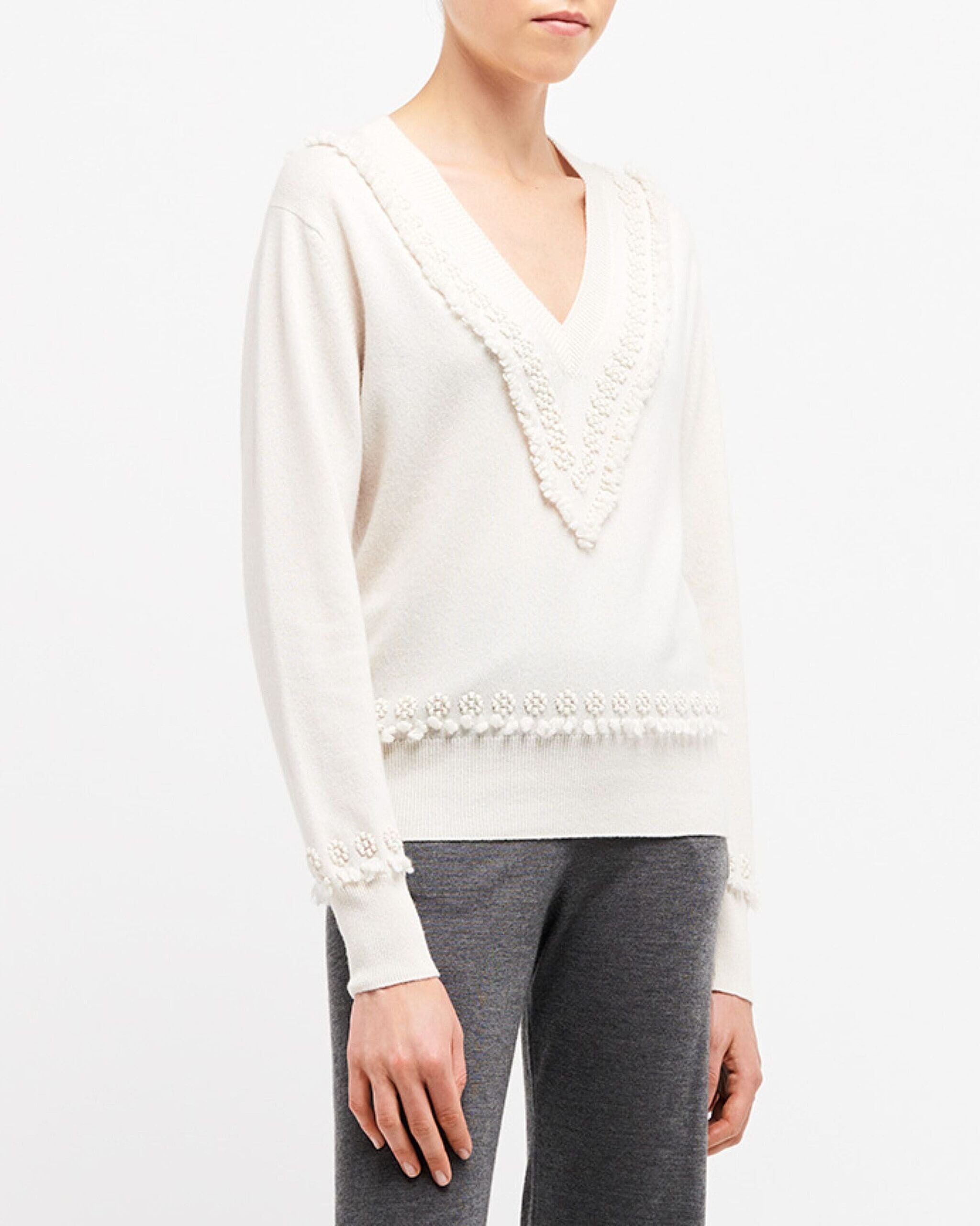 Timeless V-neck cashmere jumper | Barrie - Barrie