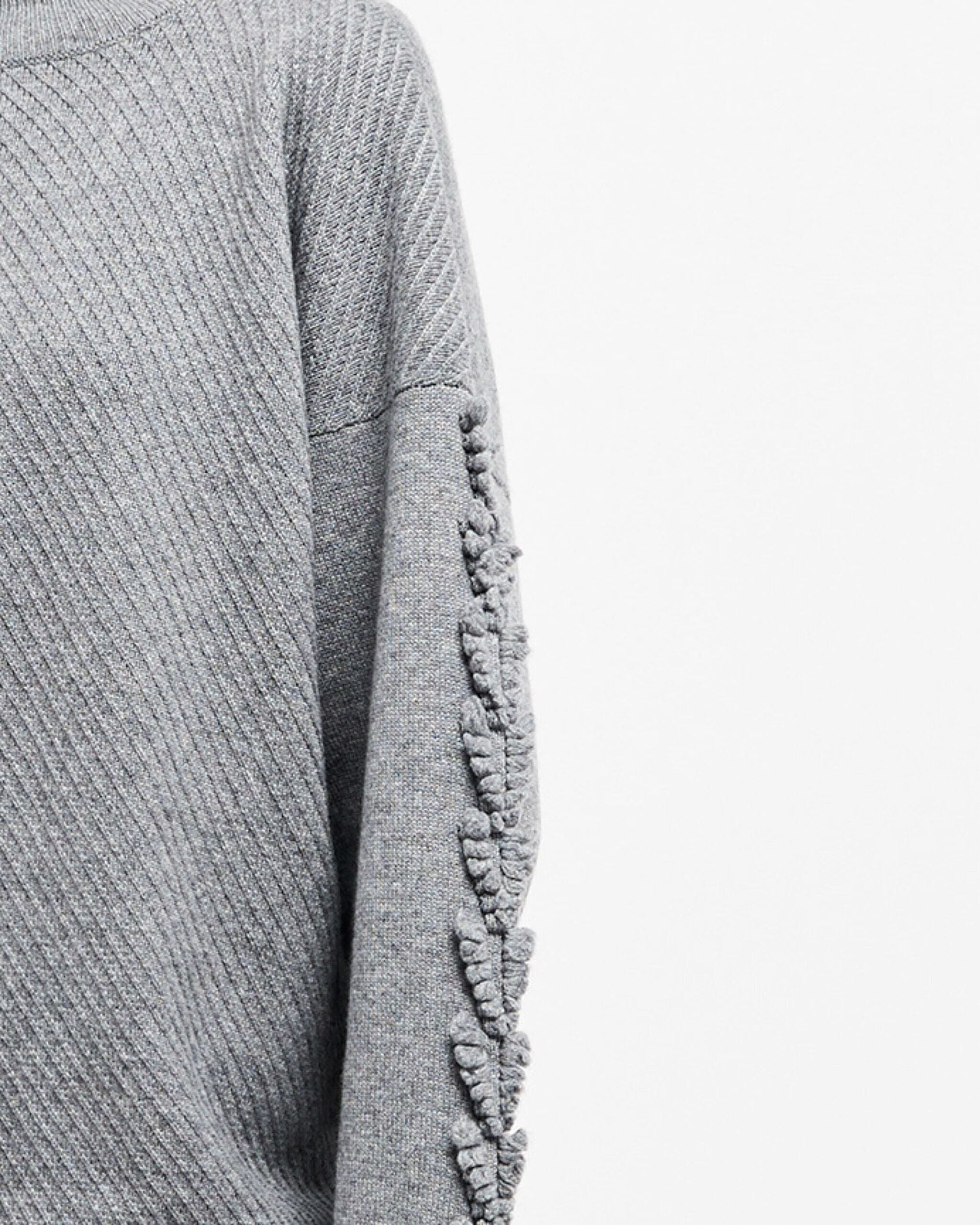 Timeless roll-neck cashmere jumper | Barrie - Barrie