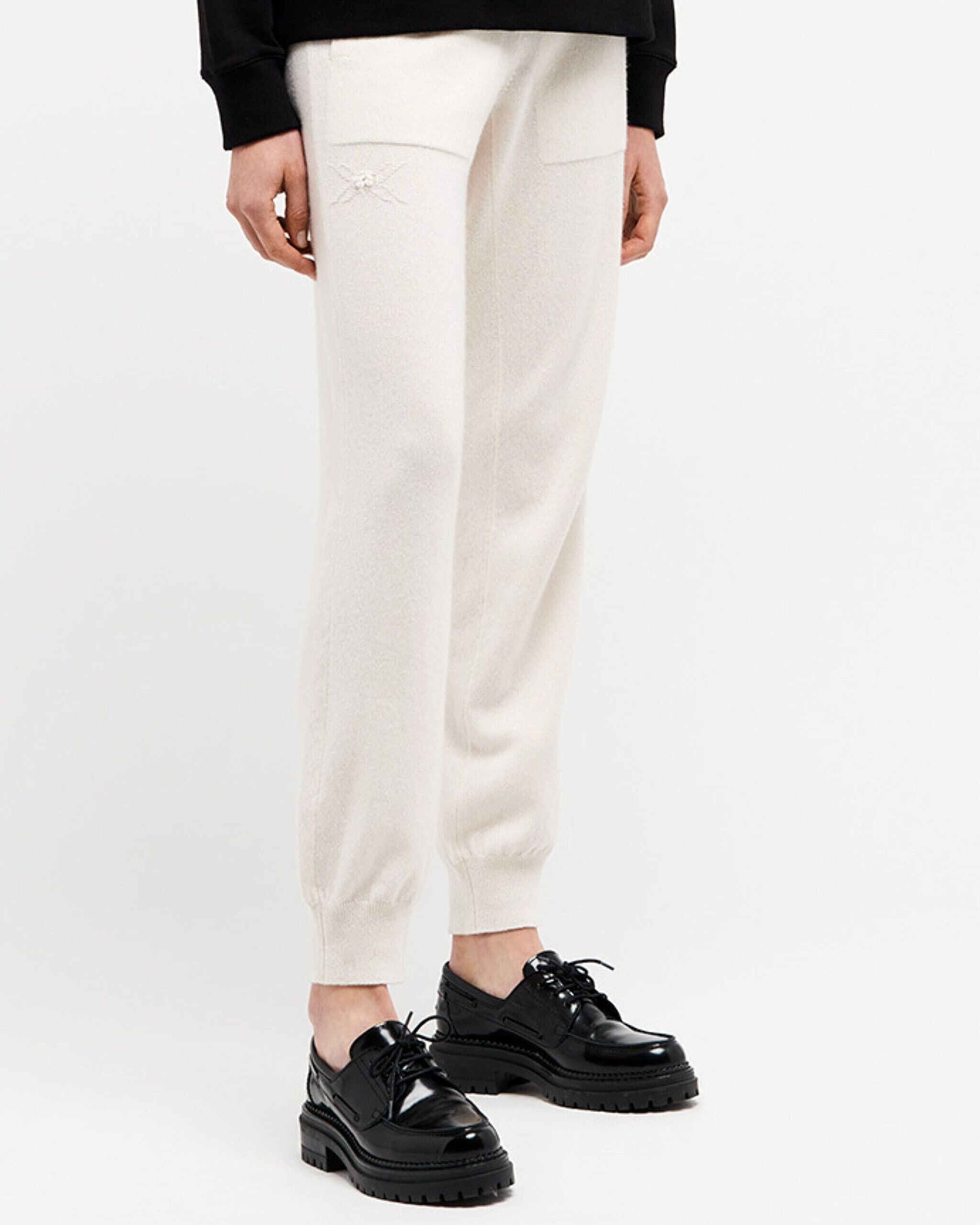 Timeless cashmere joggers | Barrie - Barrie