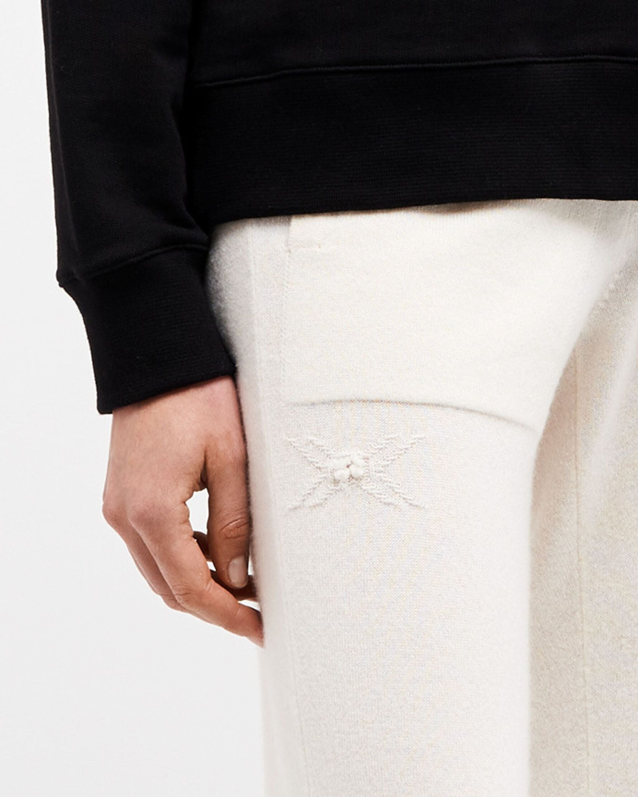 Timeless cashmere joggers | Barrie - Barrie