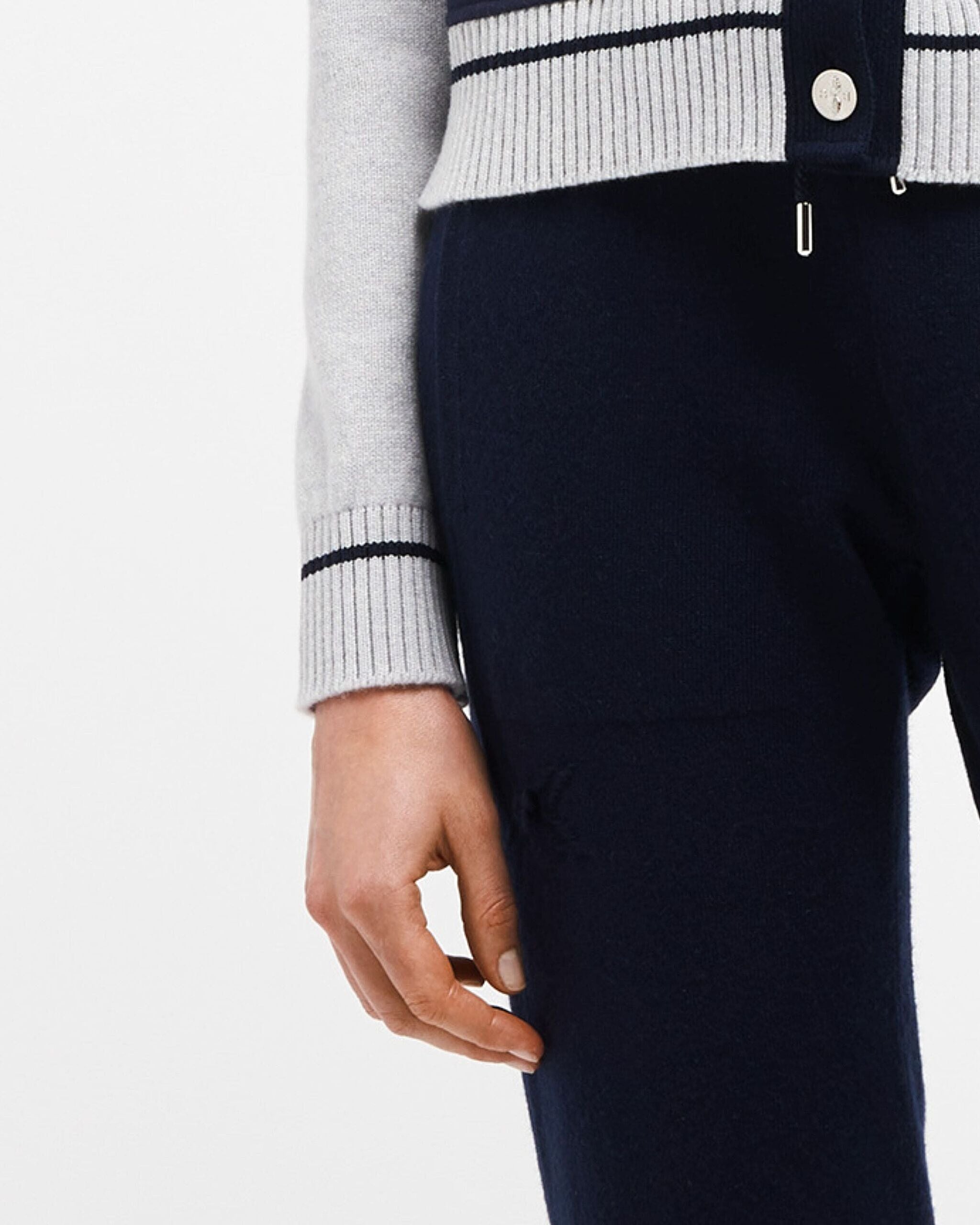 Timeless cashmere joggers | Barrie - Barrie