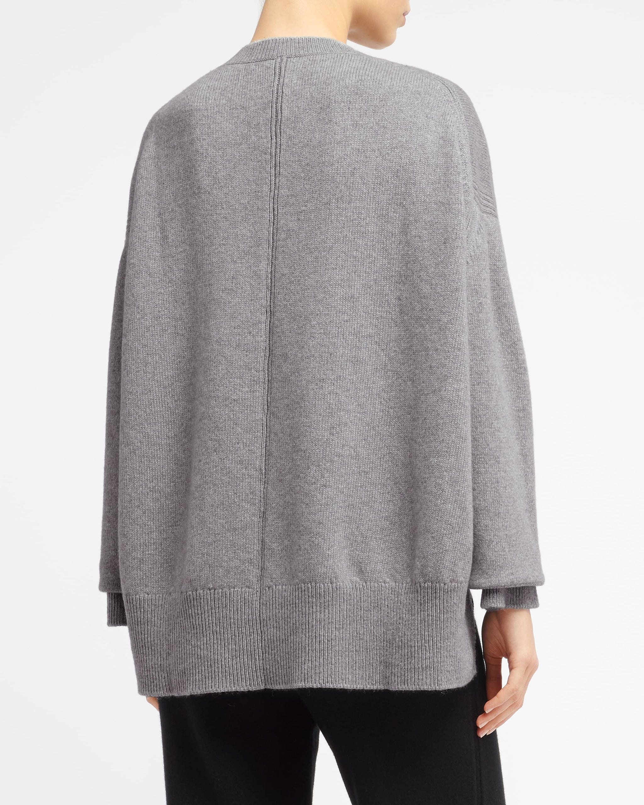 Iconic oversized cashmere jumper | Barrie - Barrie