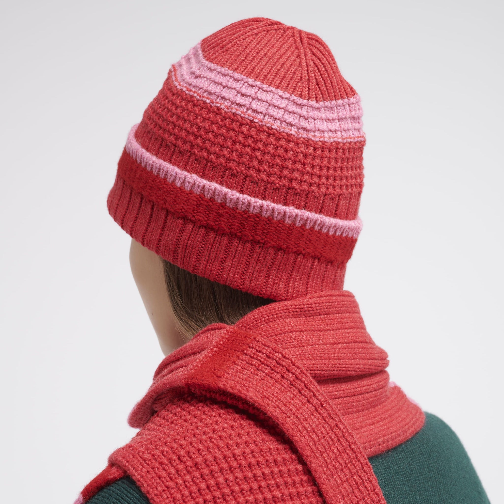 Textured beanie hat in cashmere | Barrie - Barrie
